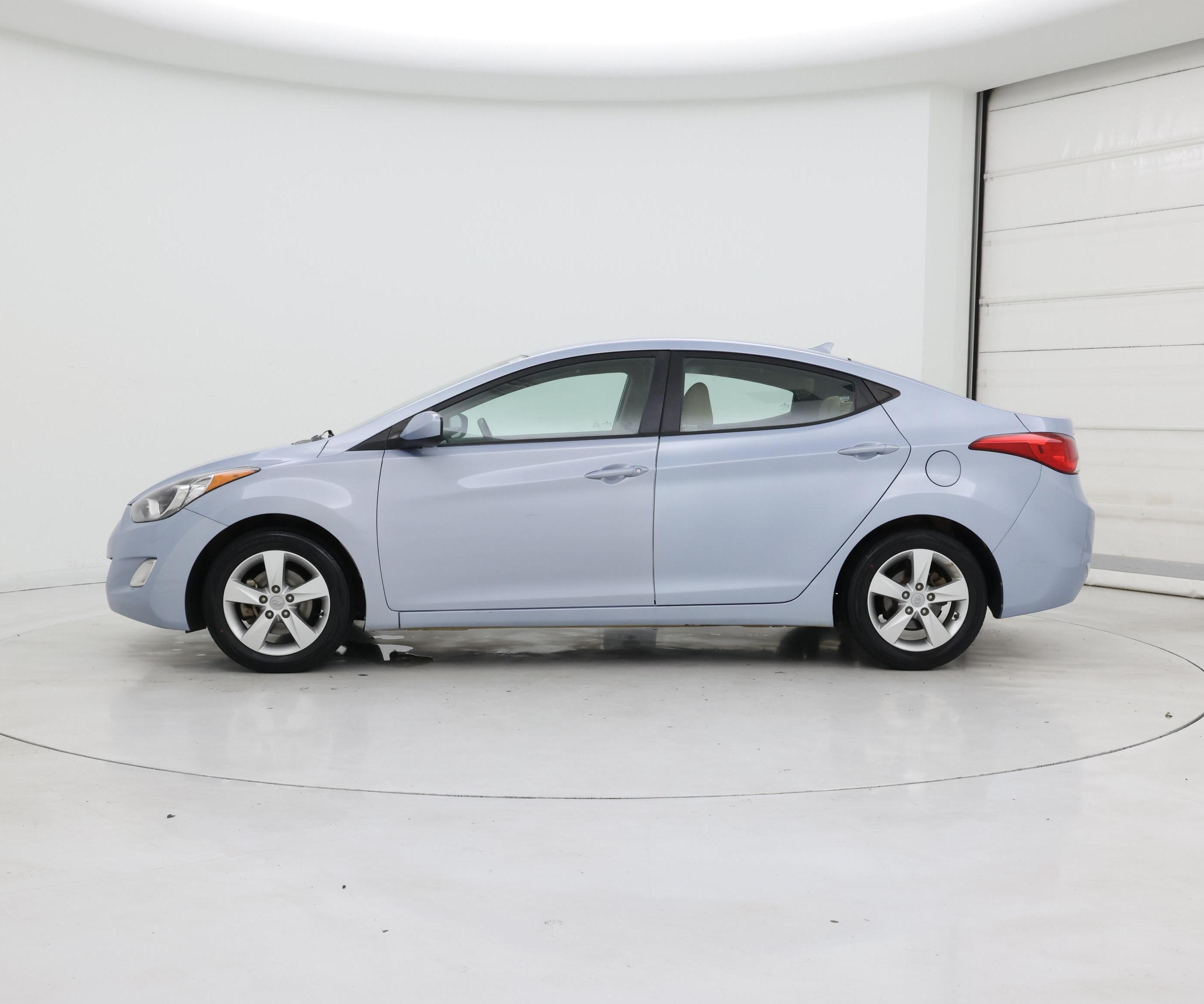 Thumbnail: 2013 Hyundai Elantra - 3