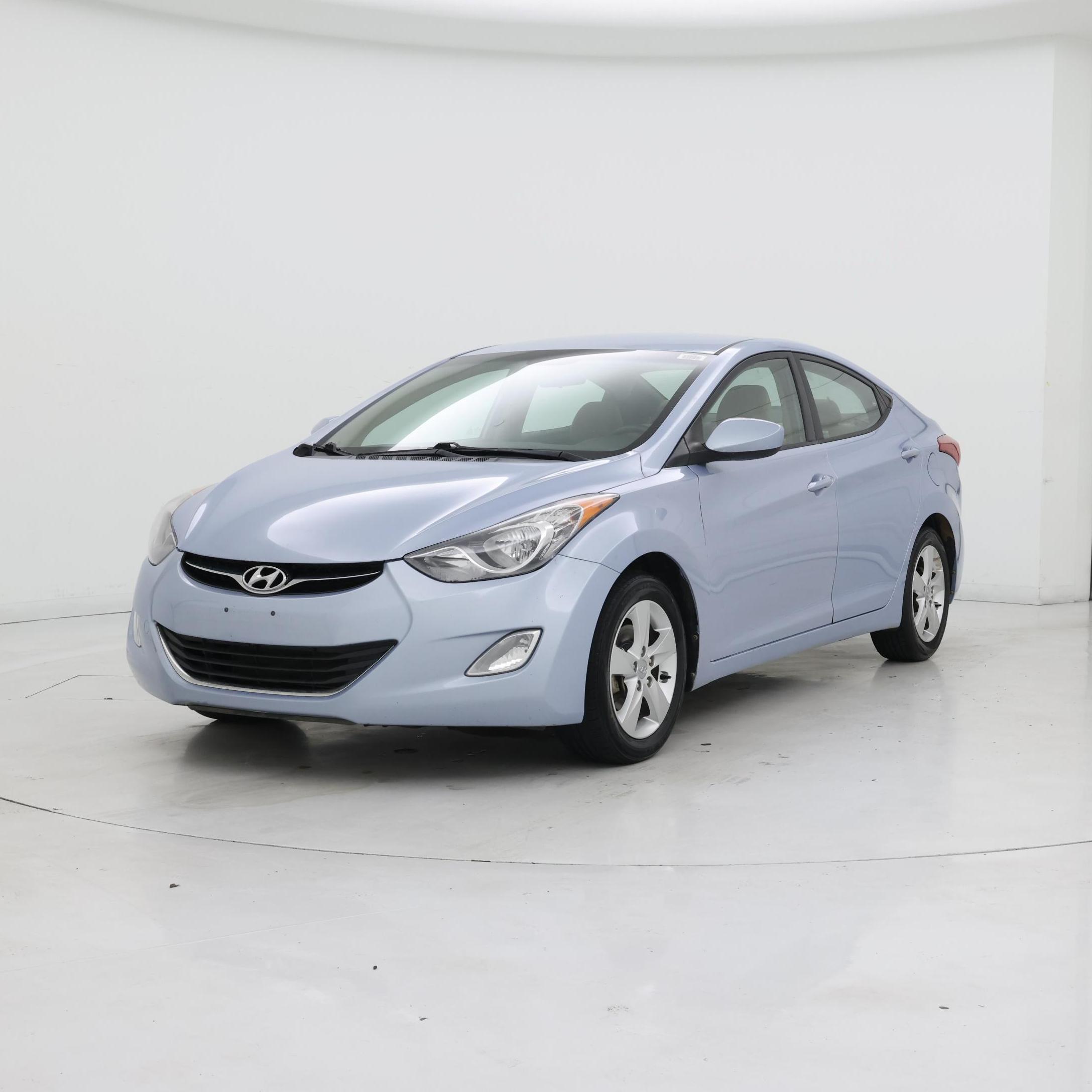 Thumbnail: 2013 Hyundai Elantra - 4
