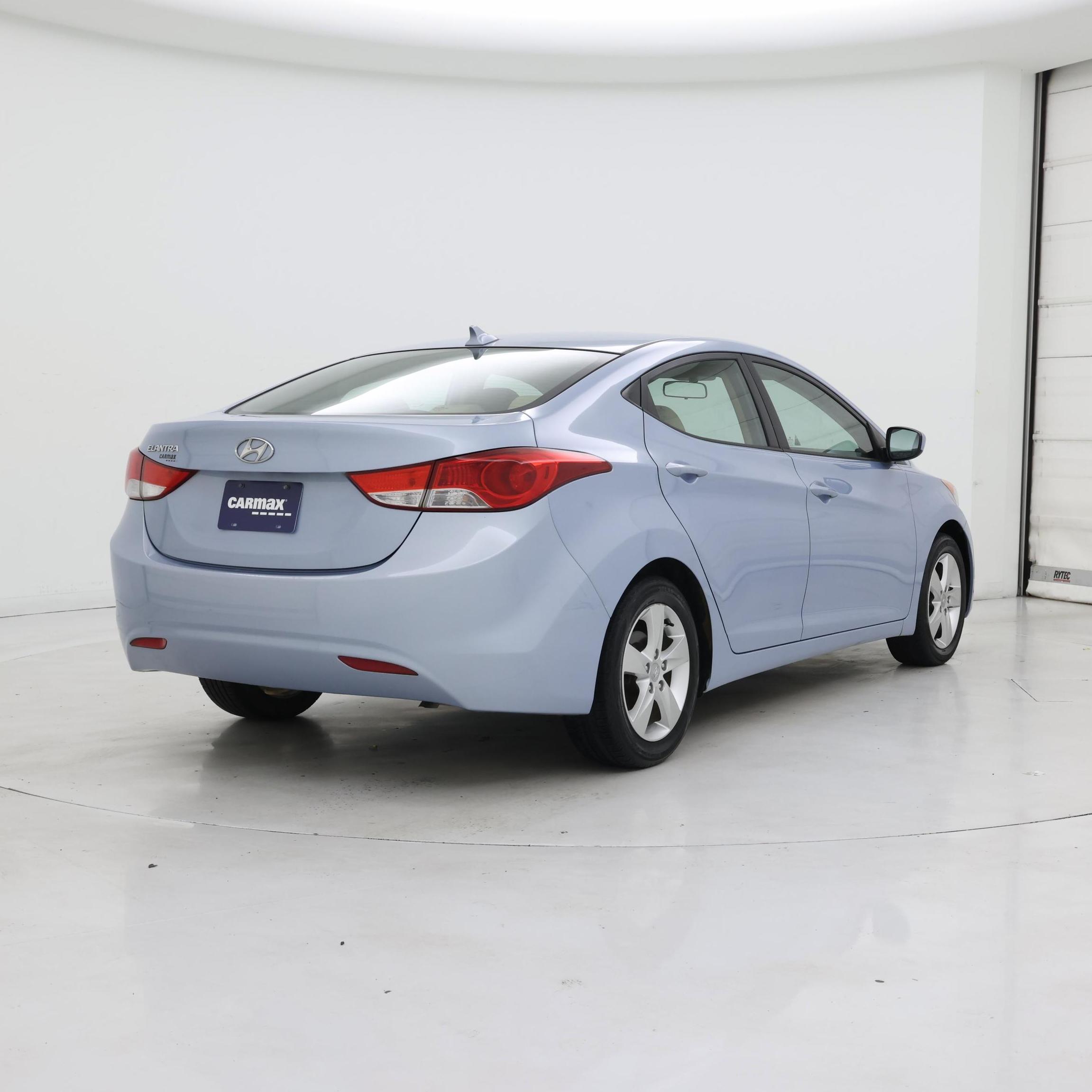 Thumbnail: 2013 Hyundai Elantra - 8