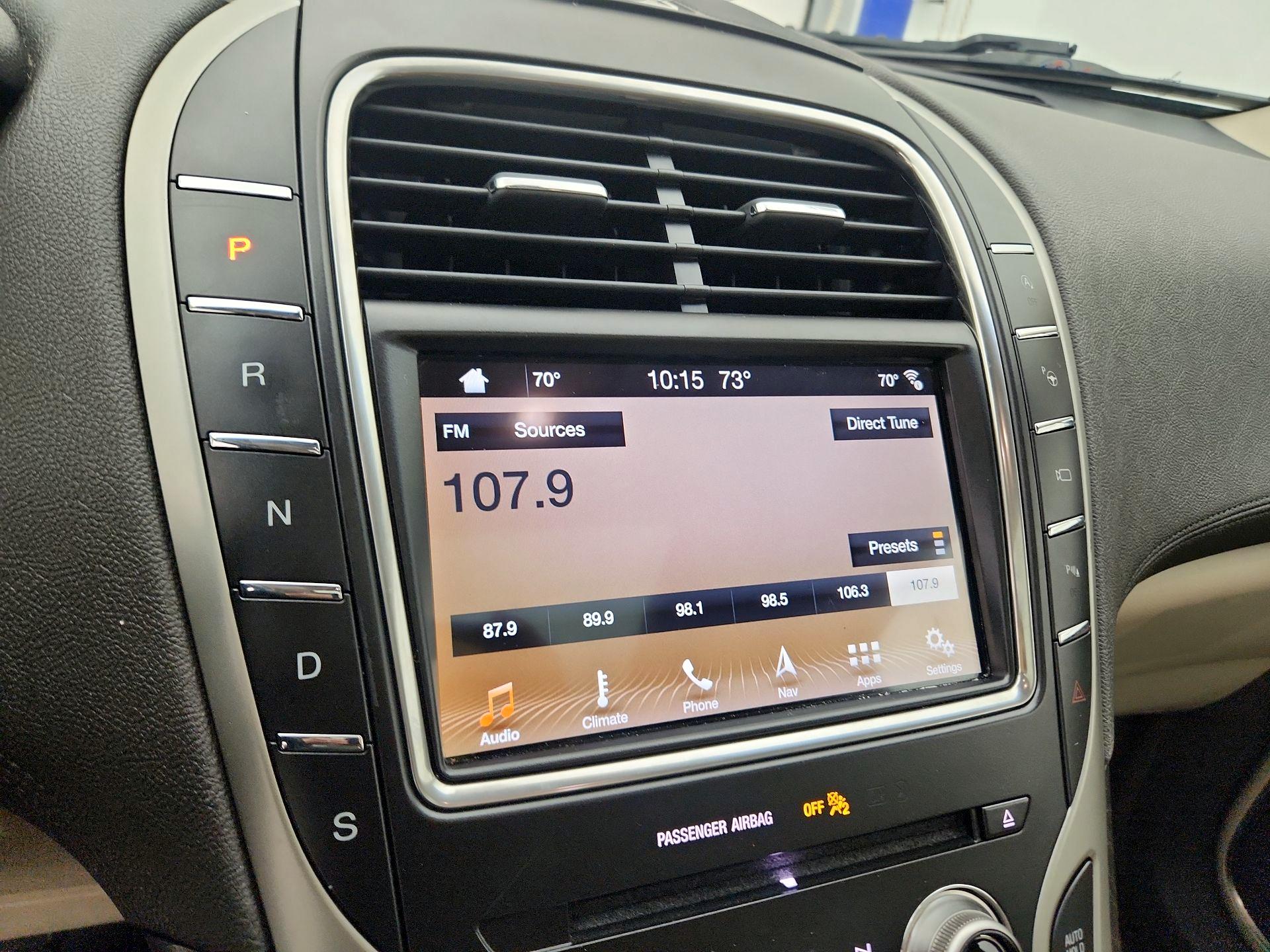 Thumbnail: 2019 Lincoln Nautilus - 15