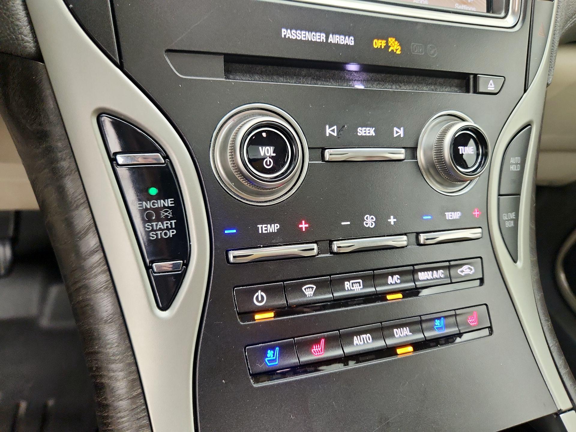 Thumbnail: 2019 Lincoln Nautilus - 16