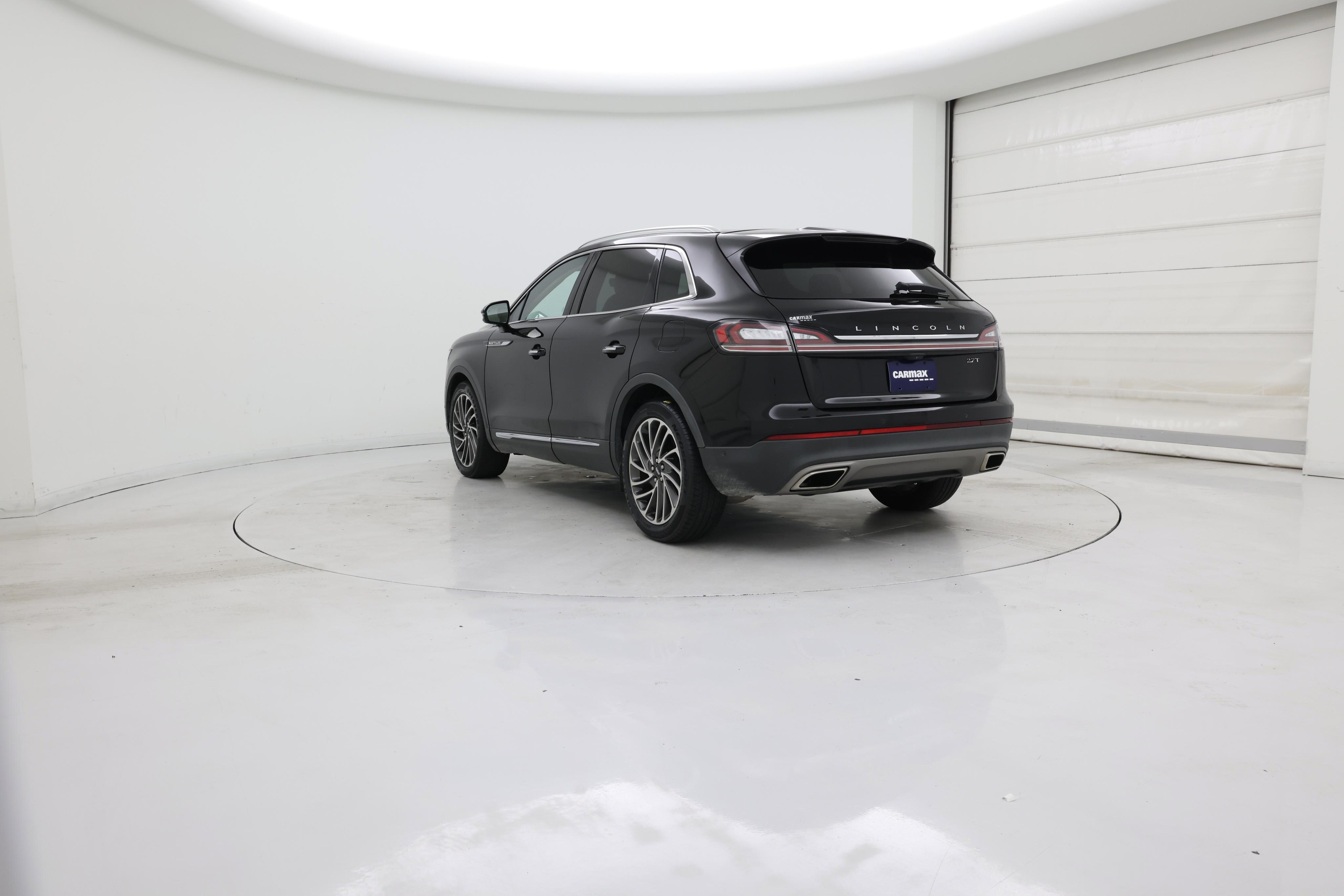 Thumbnail: 2019 Lincoln Nautilus - 2