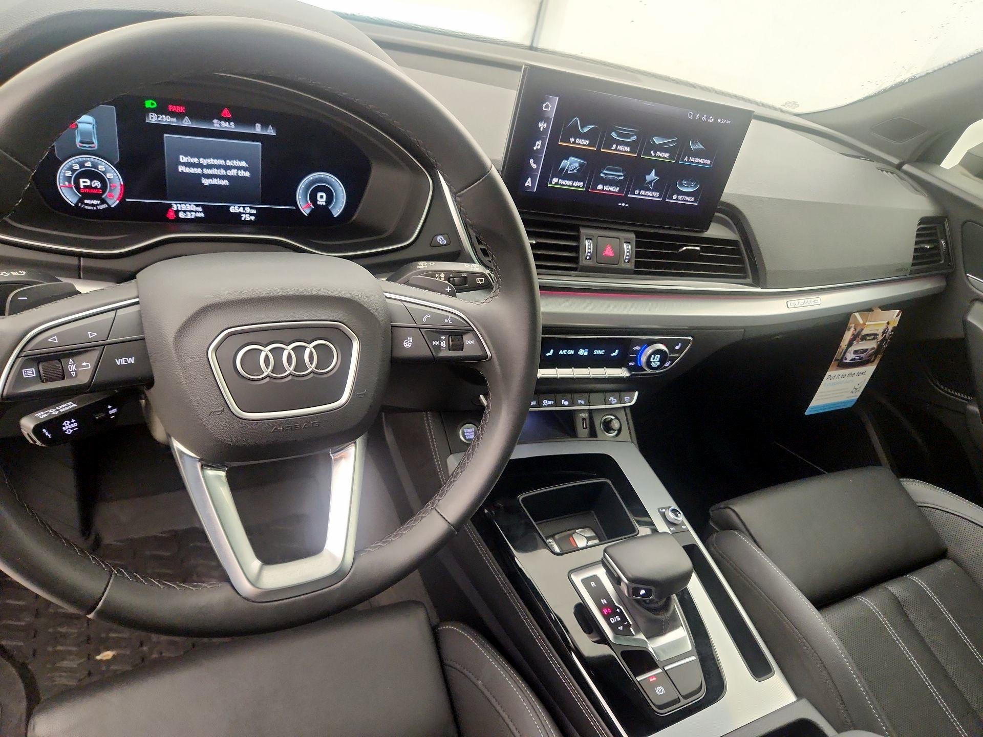 Thumbnail: 2022 Audi Q5 - 9
