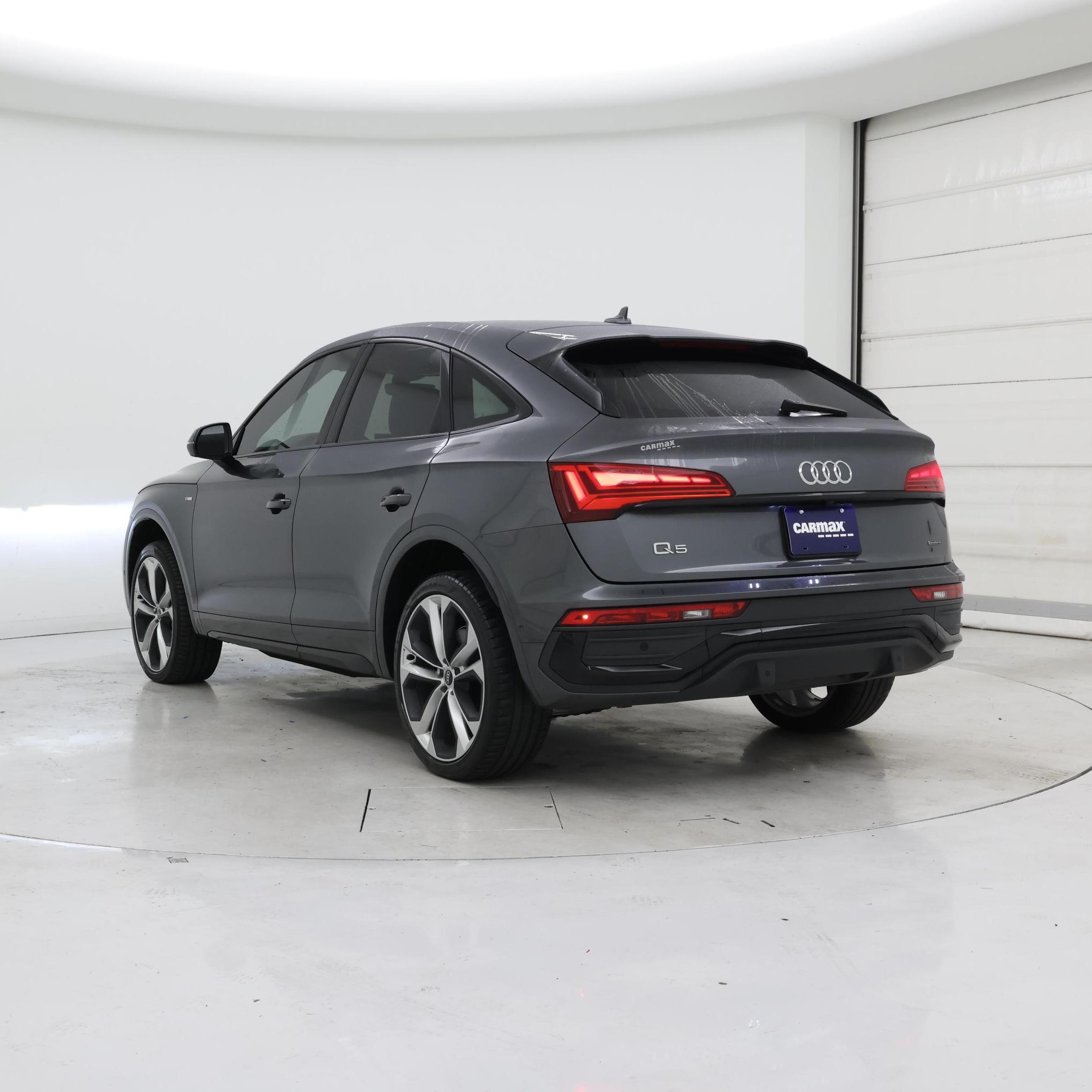 Thumbnail: 2022 Audi Q5 - 2