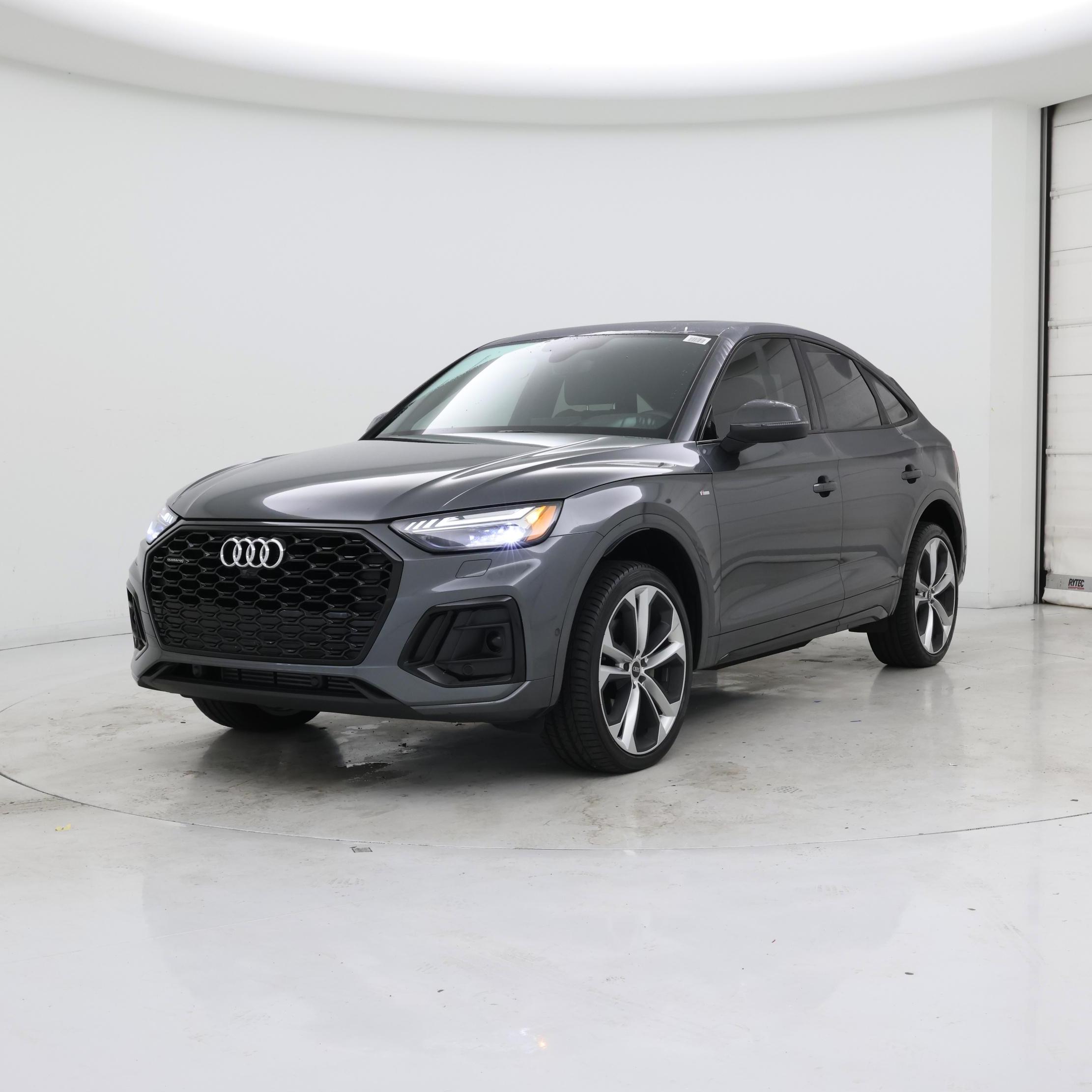 Thumbnail: 2022 Audi Q5 - 4
