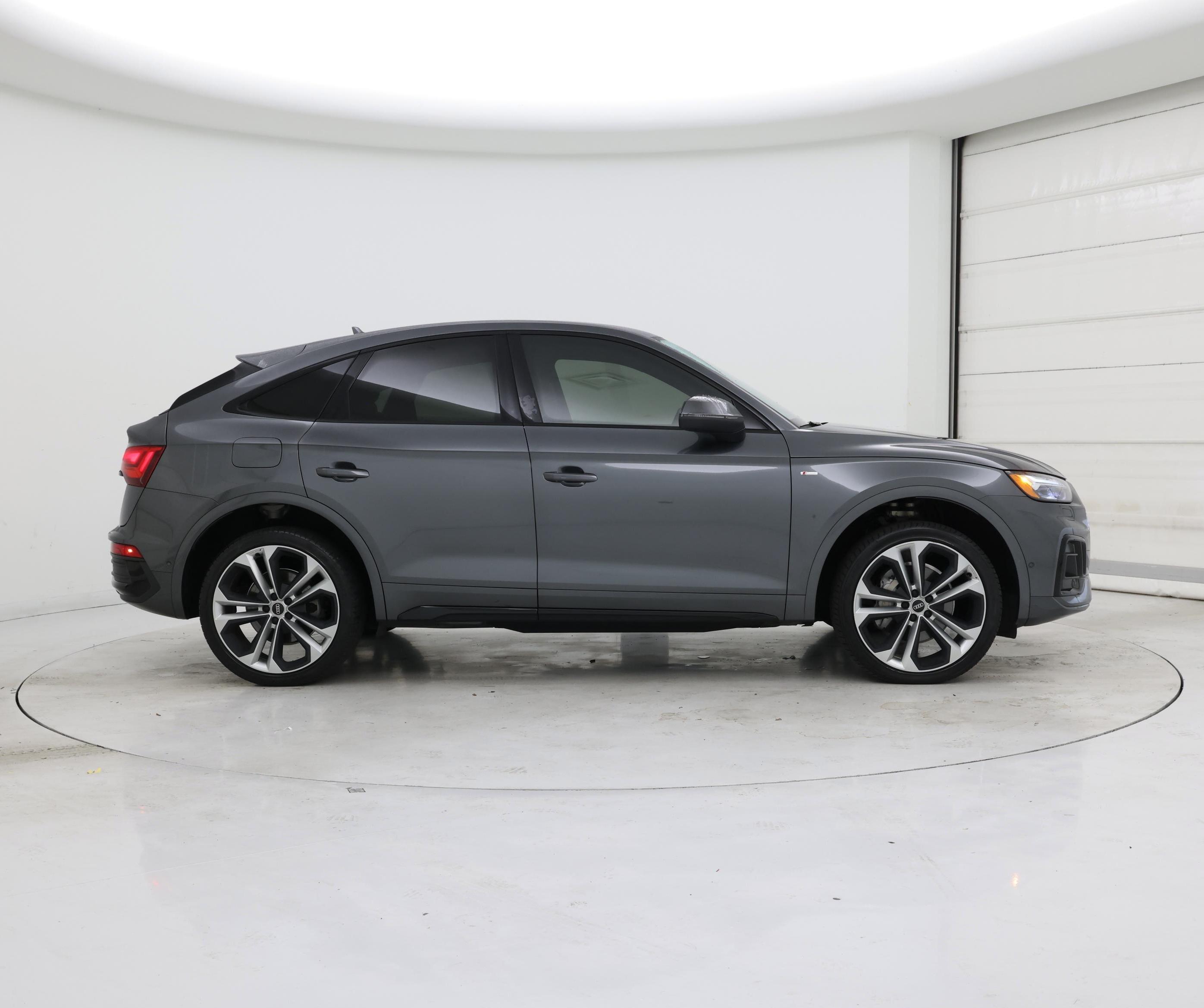 Thumbnail: 2022 Audi Q5 - 7