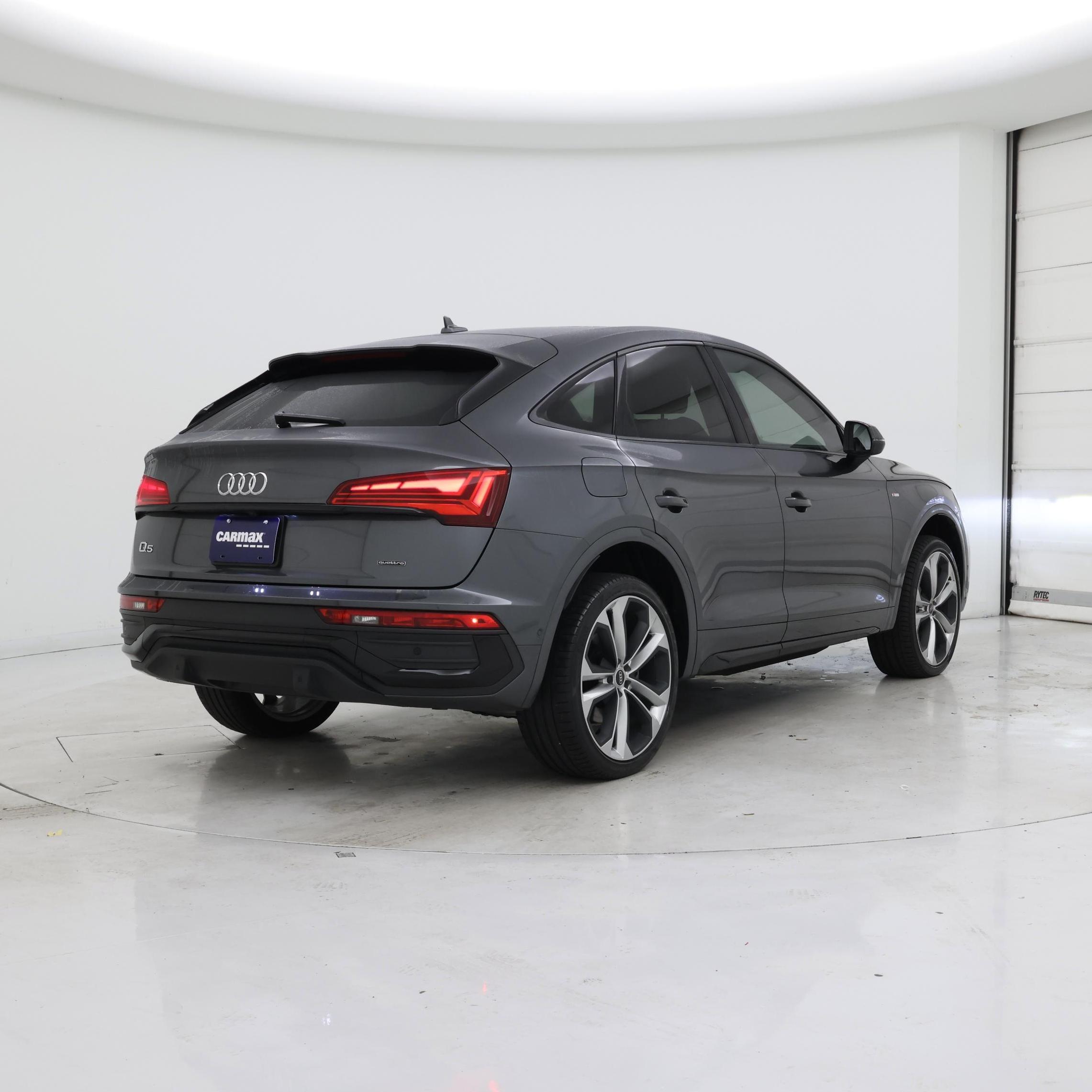 Thumbnail: 2022 Audi Q5 - 8