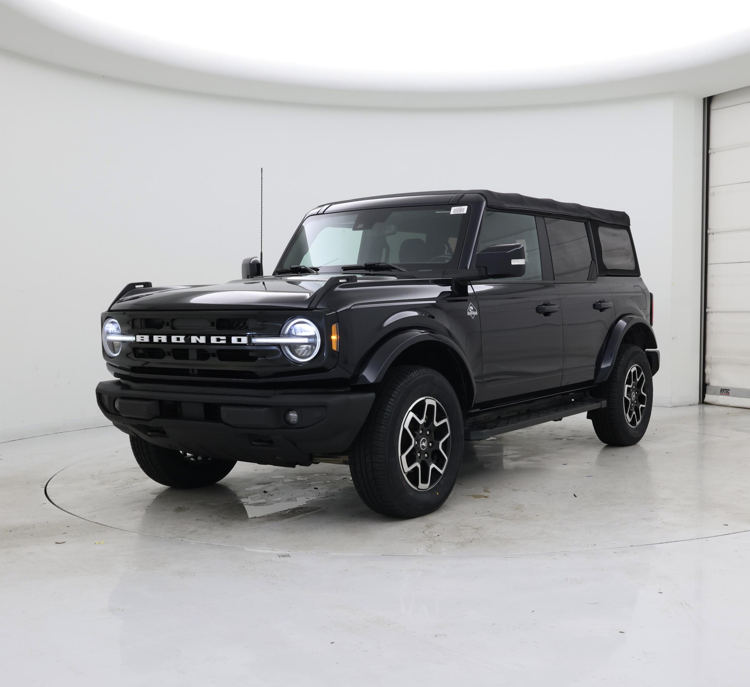 Thumbnail: 2021 Ford Bronco - 4