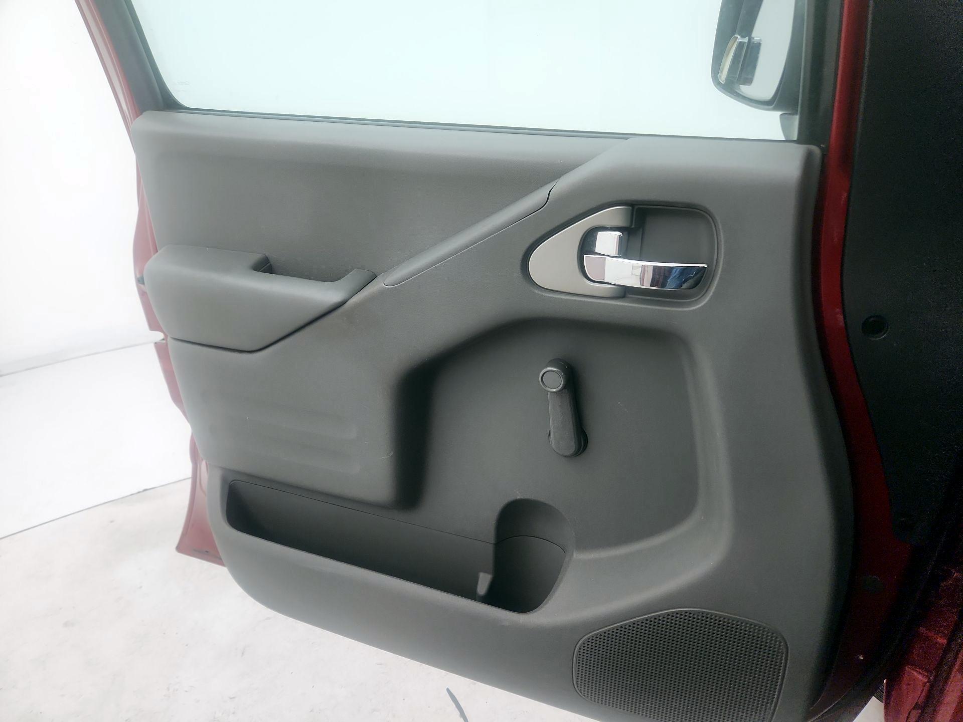 Thumbnail: 2016 Nissan Frontier - 12