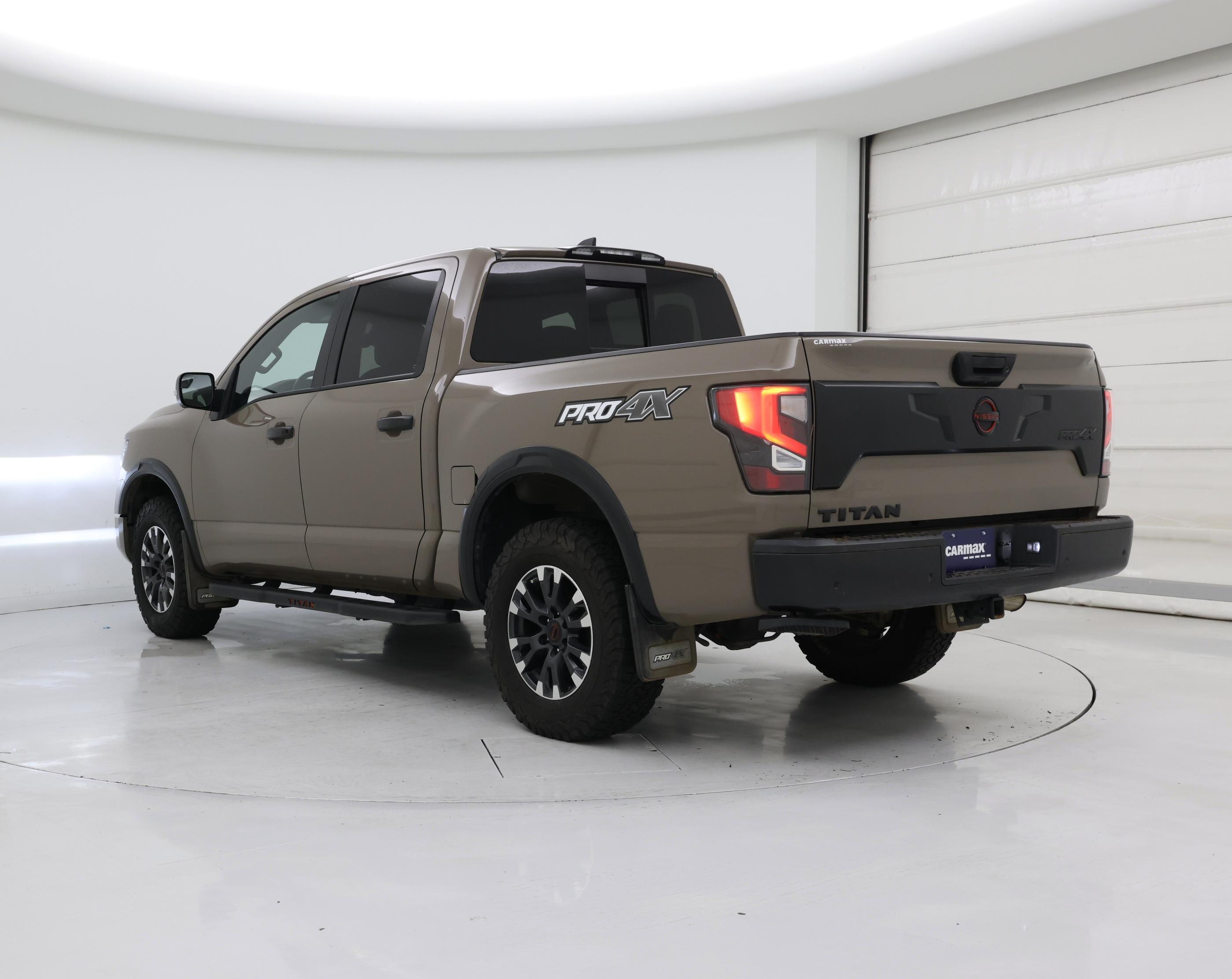 Thumbnail: 2023 Nissan Titan - 2