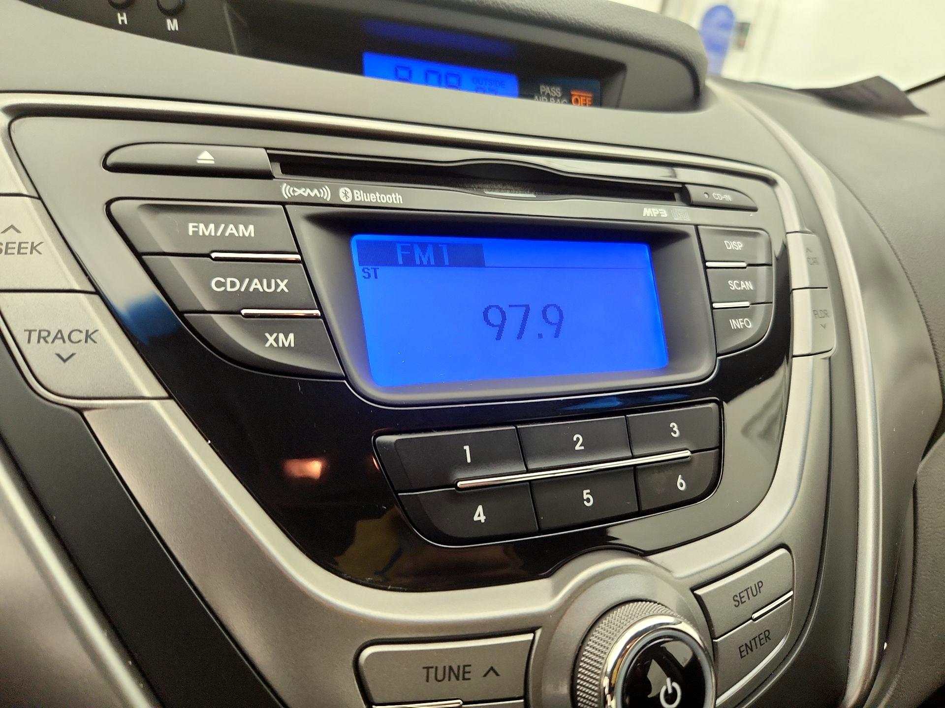 Thumbnail: 2013 Hyundai Elantra - 14