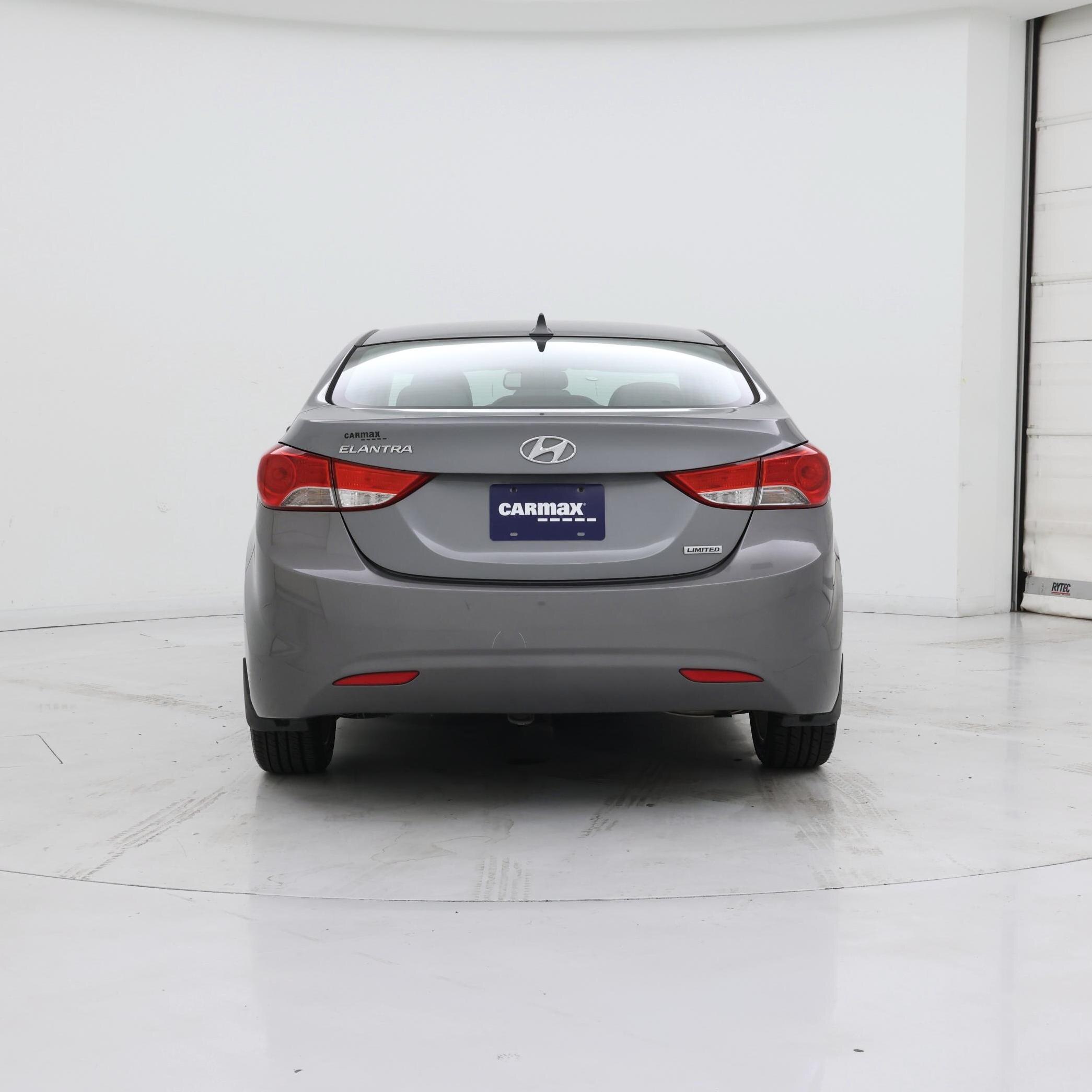Thumbnail: 2013 Hyundai Elantra - 6