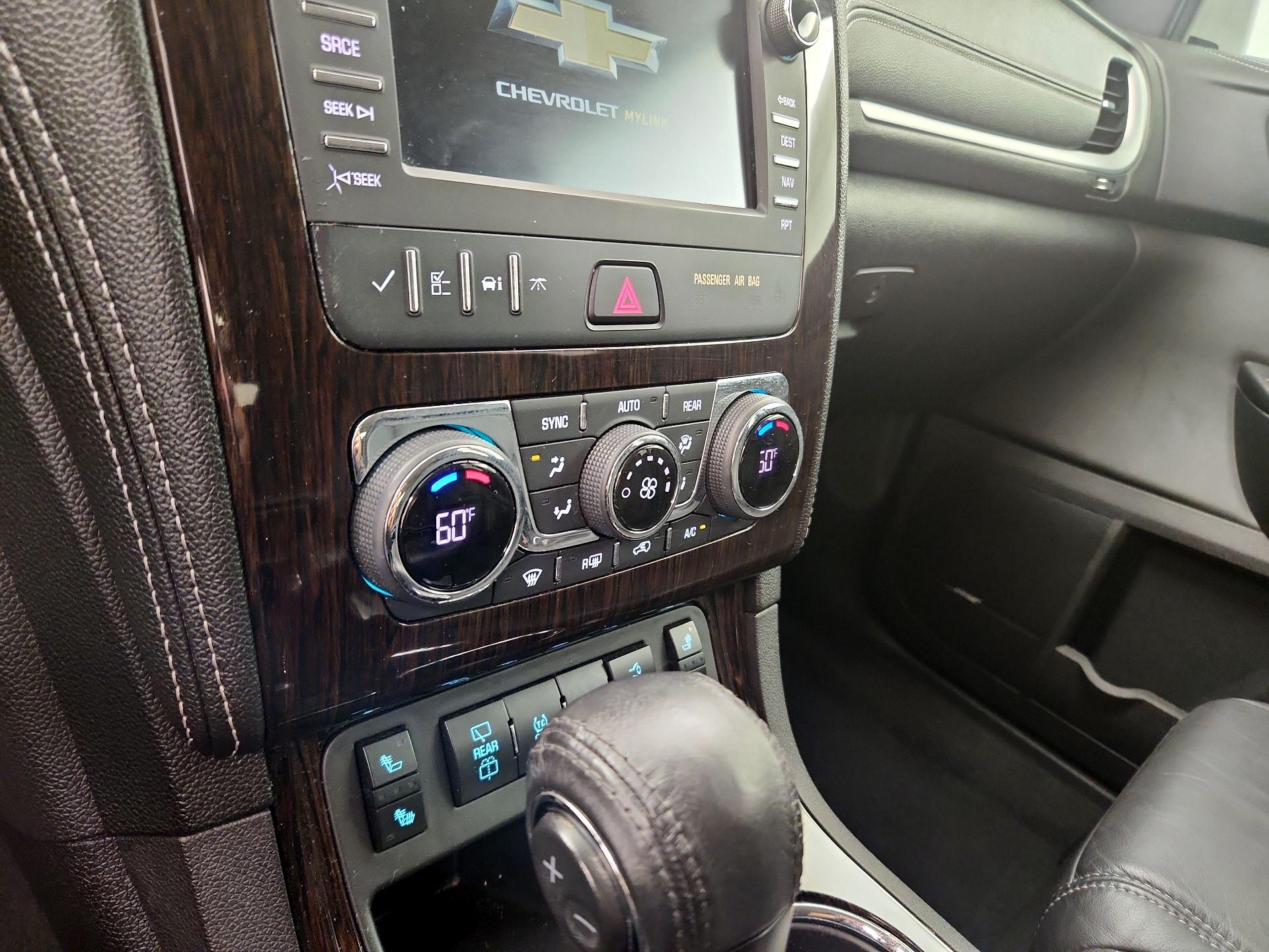 Thumbnail: 2017 Chevrolet Traverse - 17