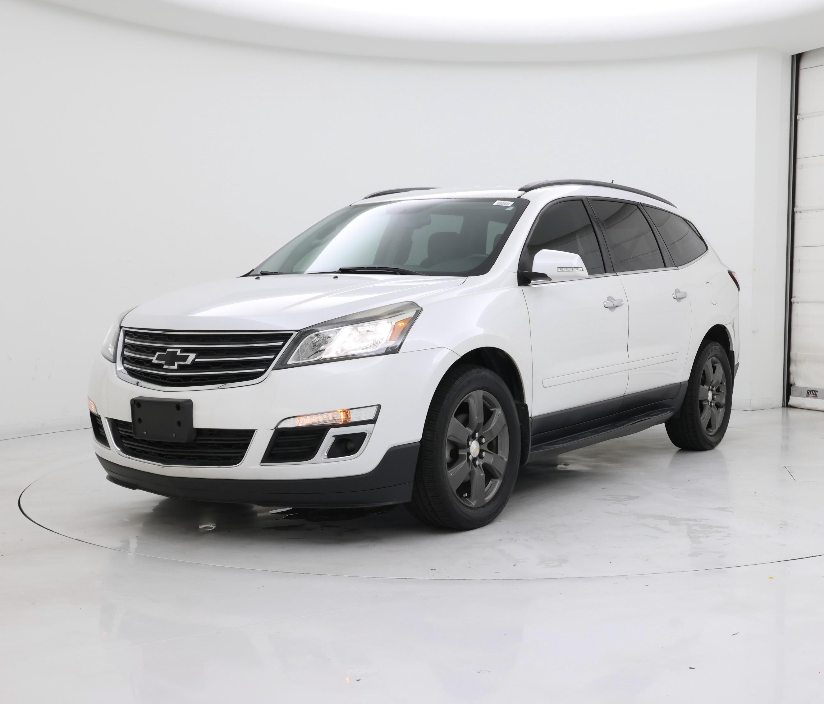 Thumbnail: 2017 Chevrolet Traverse - 4