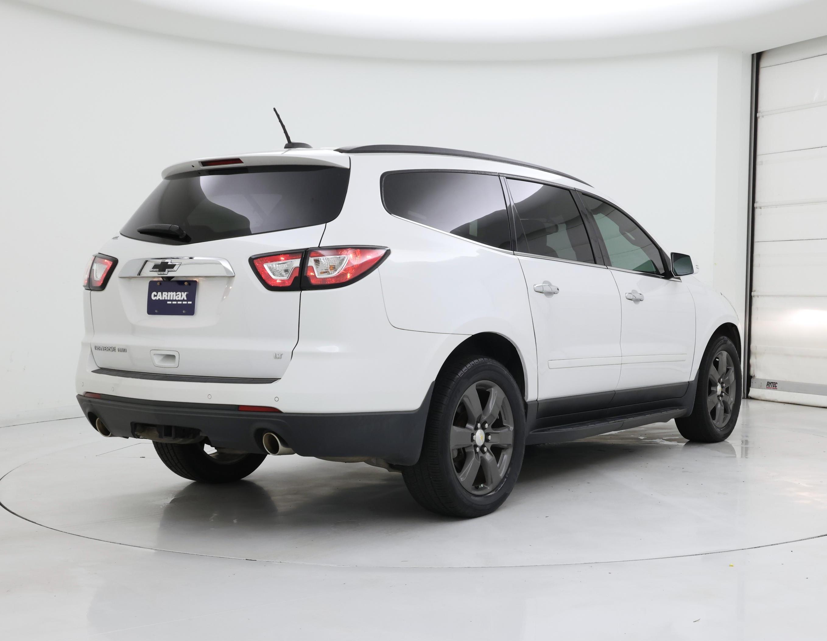 Thumbnail: 2017 Chevrolet Traverse - 8
