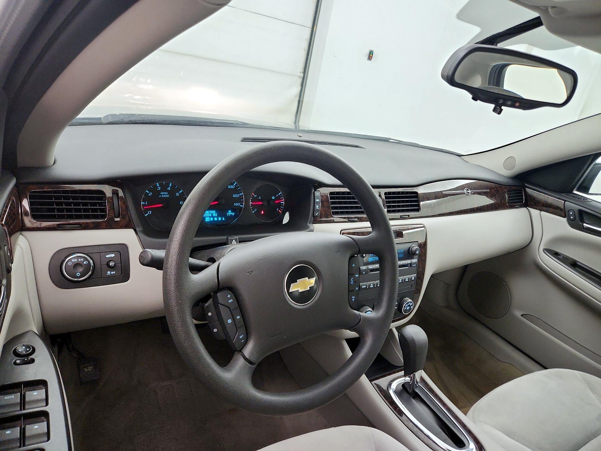 Thumbnail: 2016 Chevrolet Impala - 9