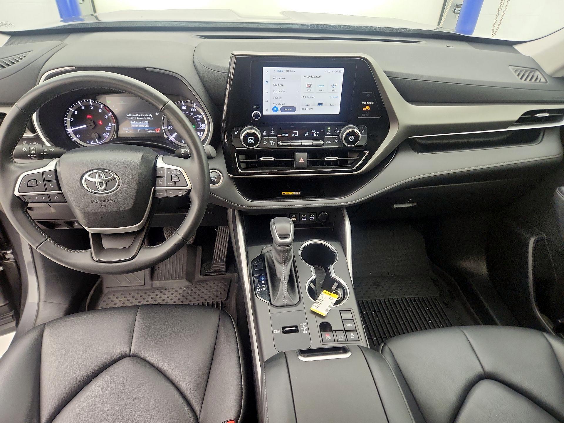 Thumbnail: 2024 Toyota Highlander - 9