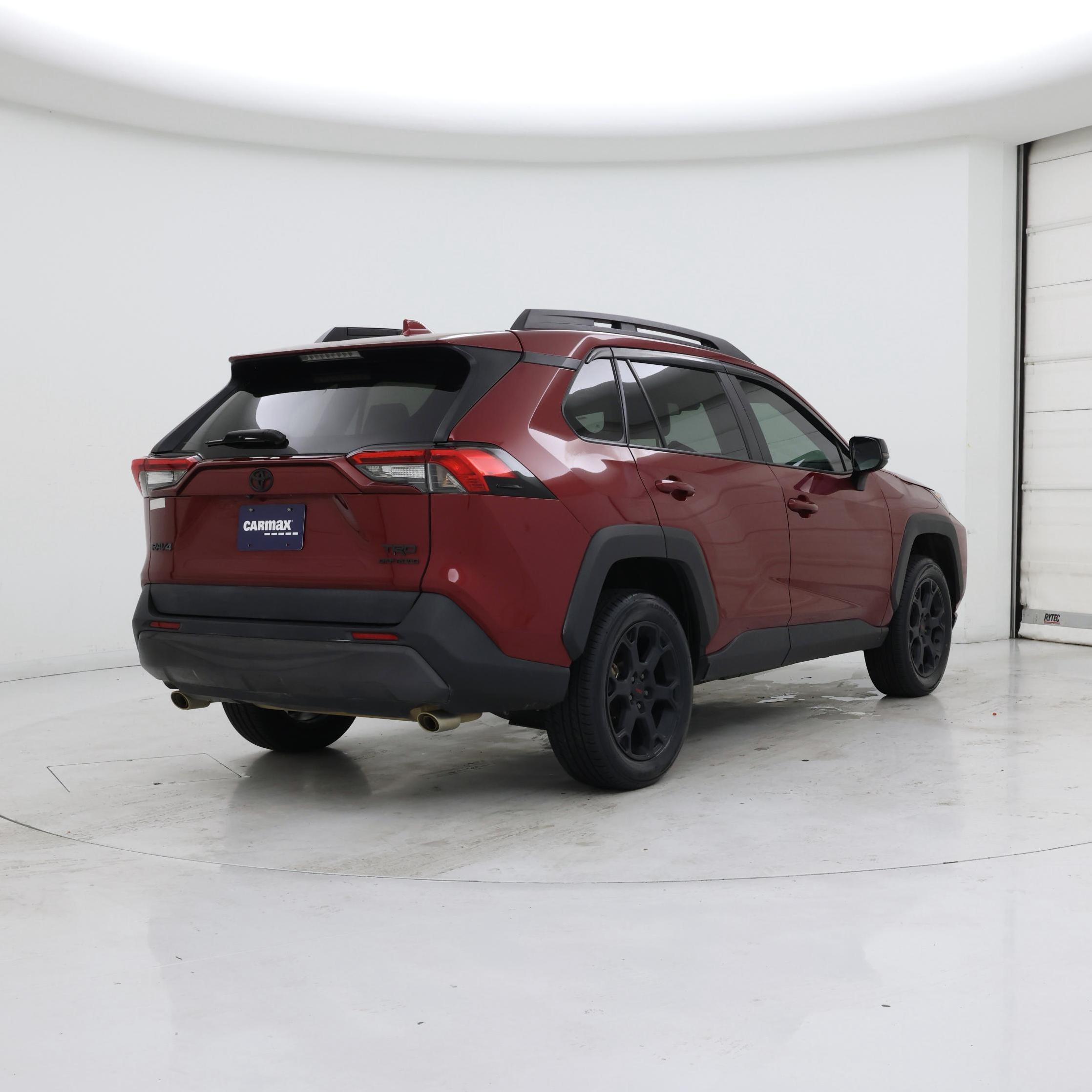 Thumbnail: 2021 Toyota RAV4 - 8