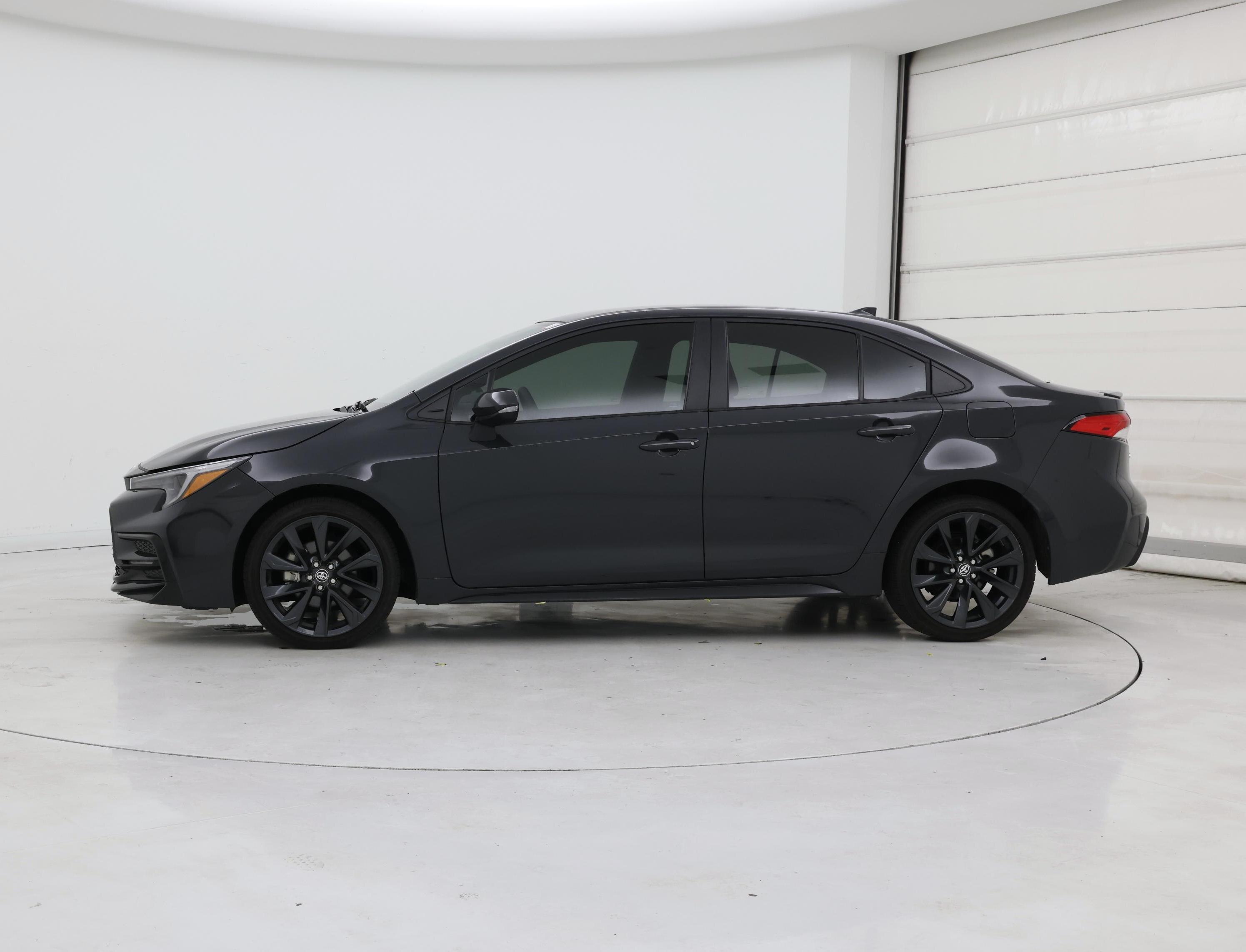 Thumbnail: 2024 Toyota Corolla - 3