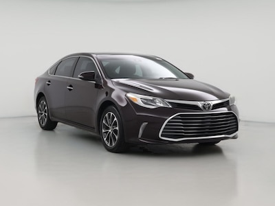 Red 2018 Toyota Avalon XLE