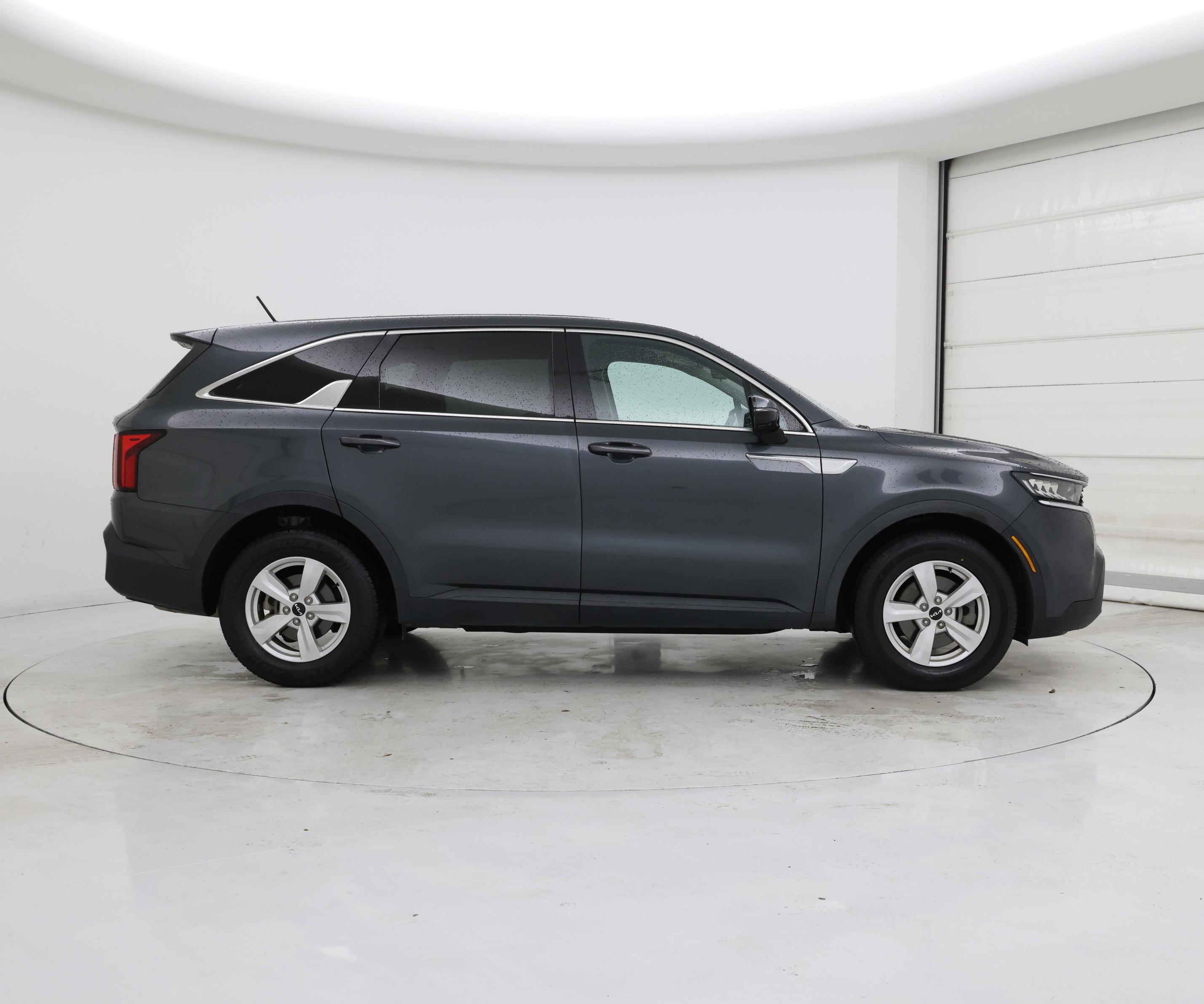 Thumbnail: 2022 Kia Sorento - 7