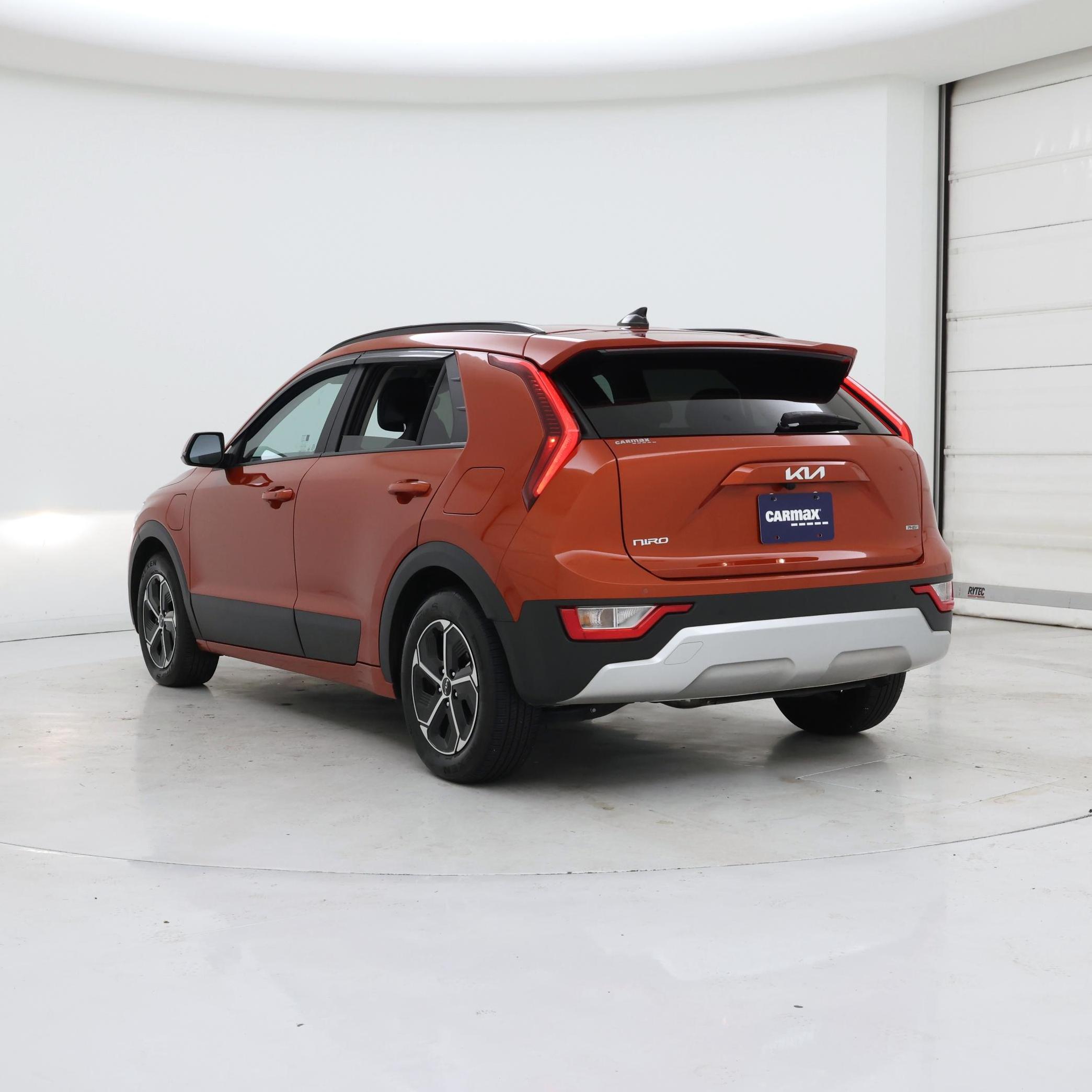 Thumbnail: 2023 Kia Niro - 2