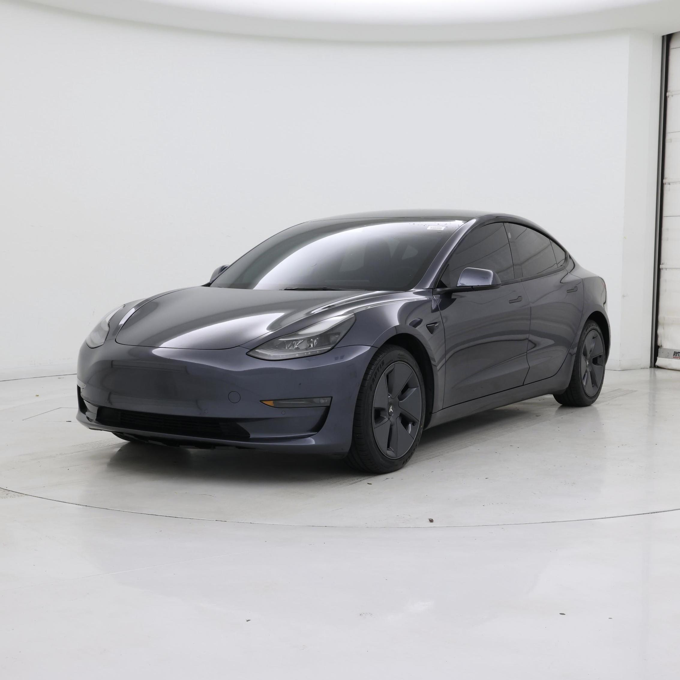 Thumbnail: 2022 Tesla Model 3 - 4