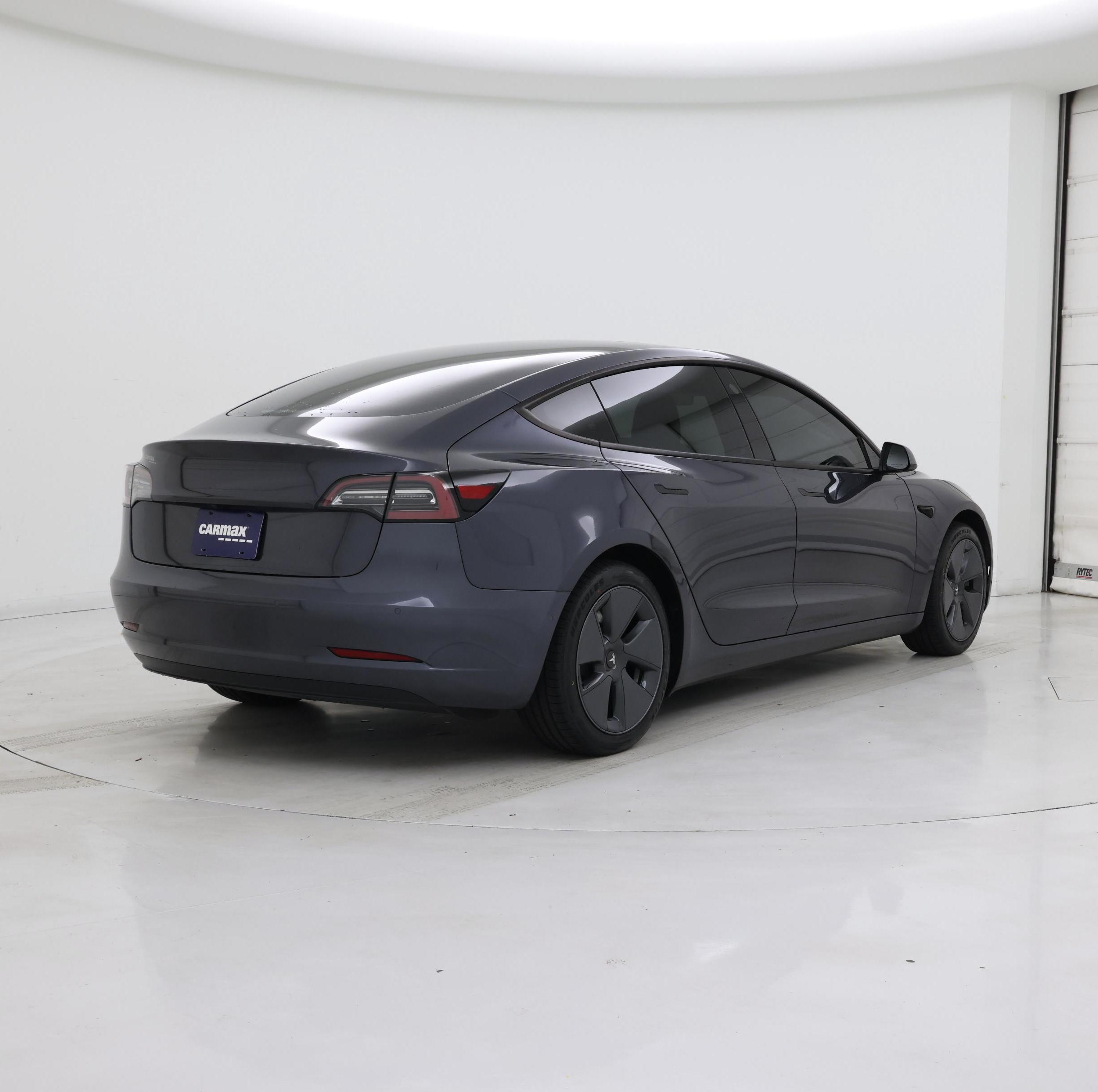 Thumbnail: 2022 Tesla Model 3 - 8