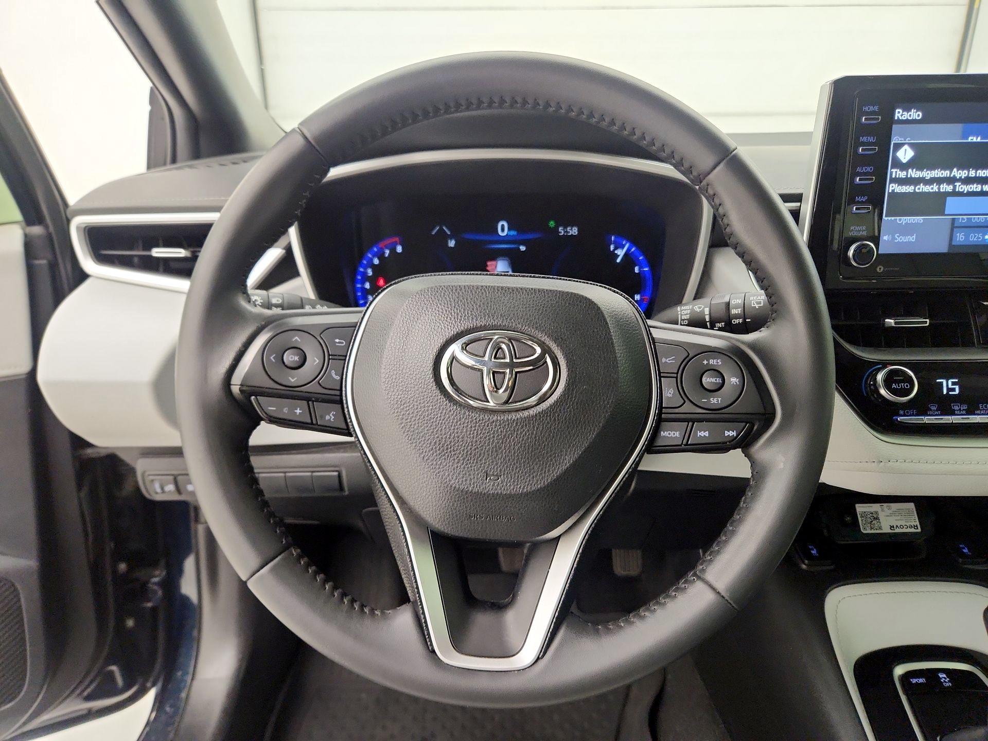 Thumbnail: 2021 Toyota Corolla - 10