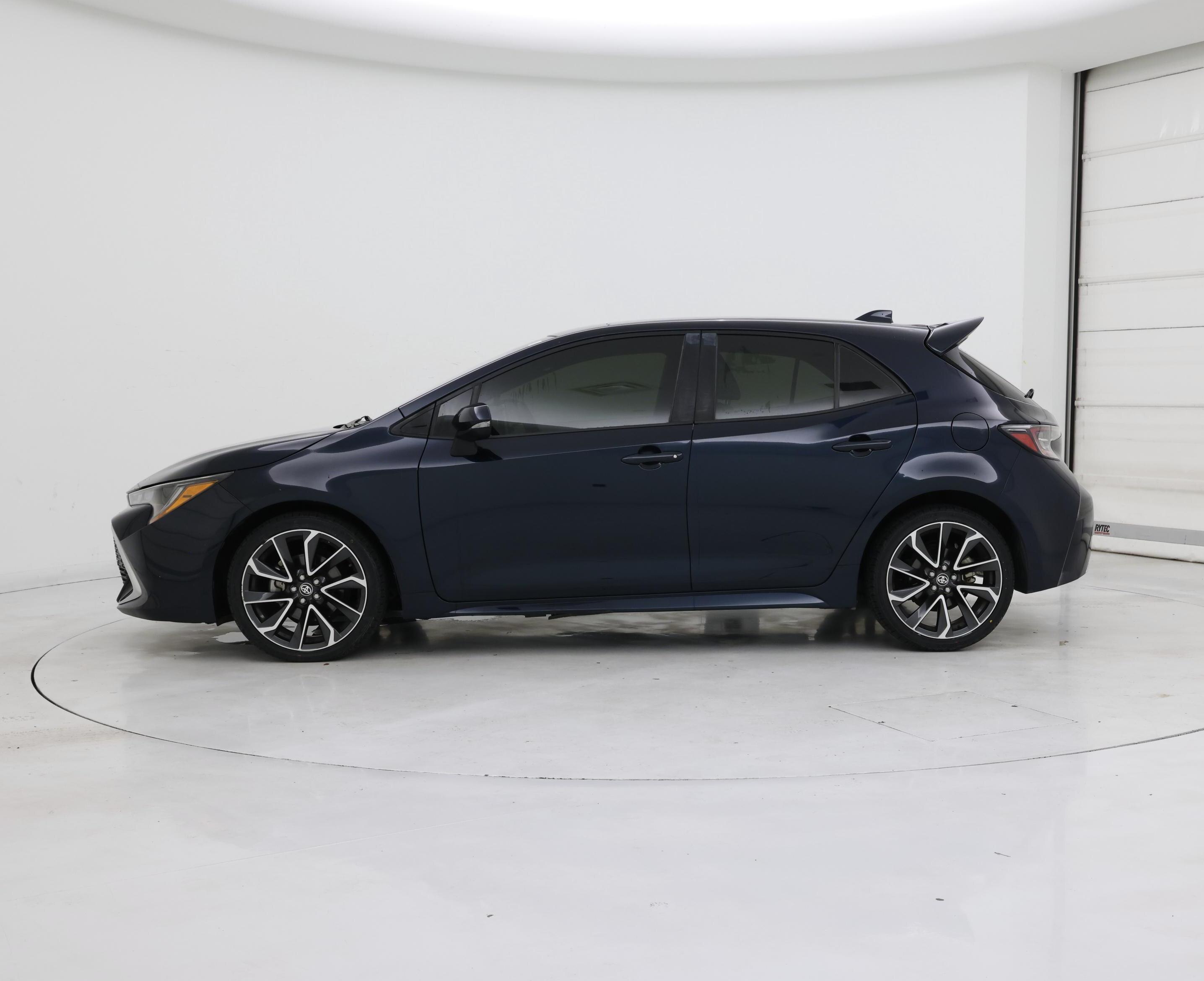 Thumbnail: 2021 Toyota Corolla - 3