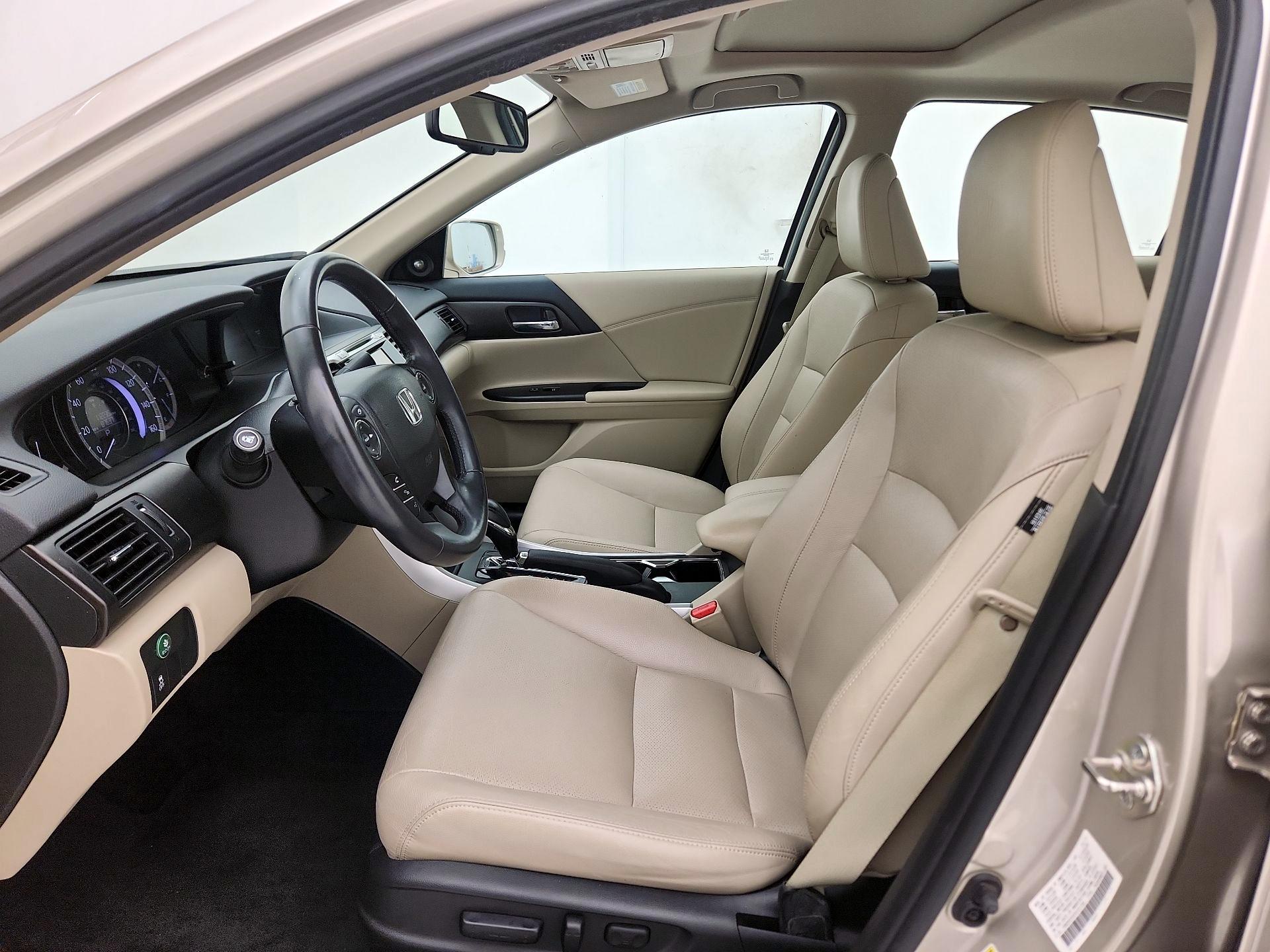Thumbnail: 2015 Honda Accord - 11
