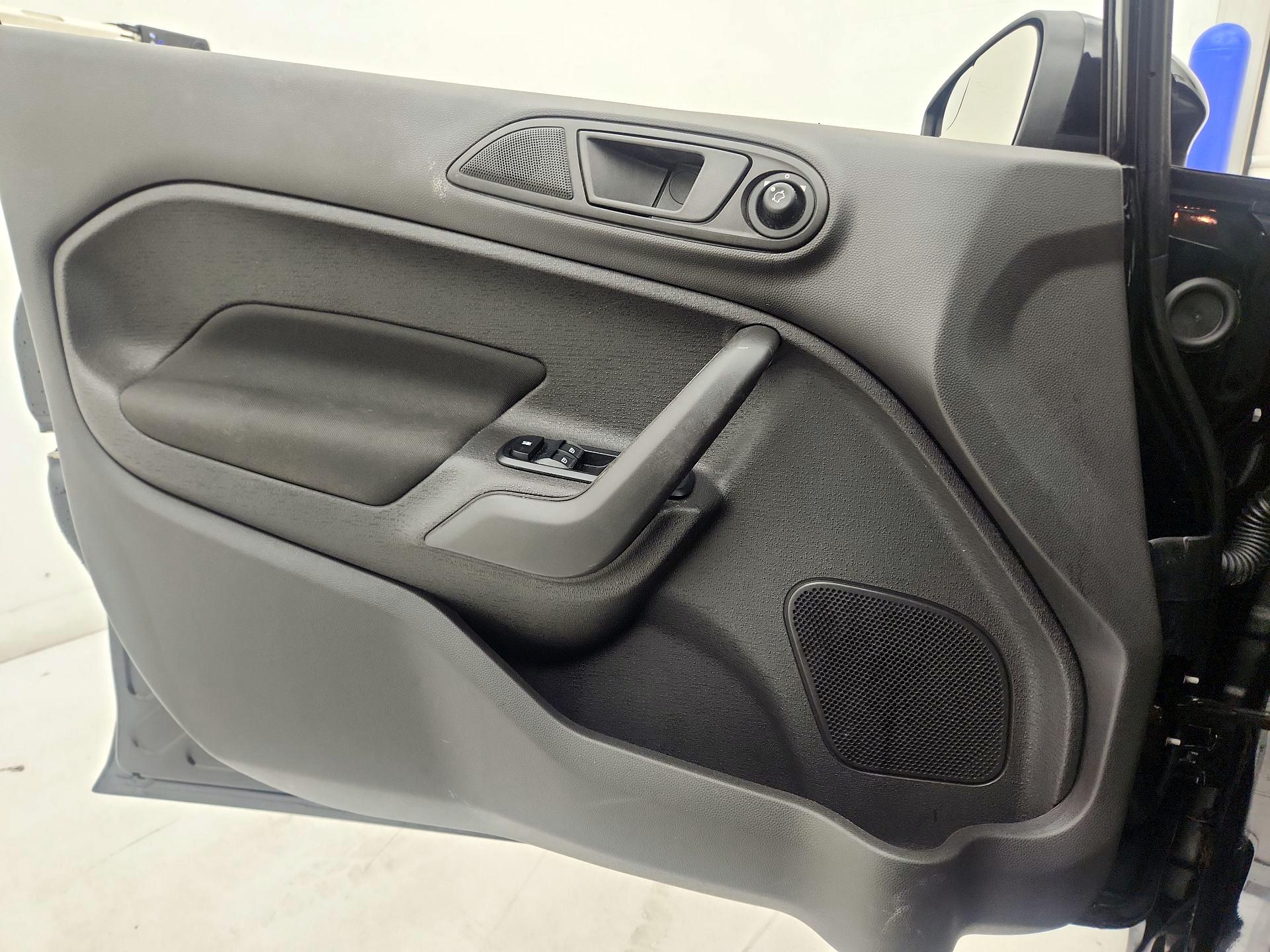 Thumbnail: 2019 Ford Fiesta - 12