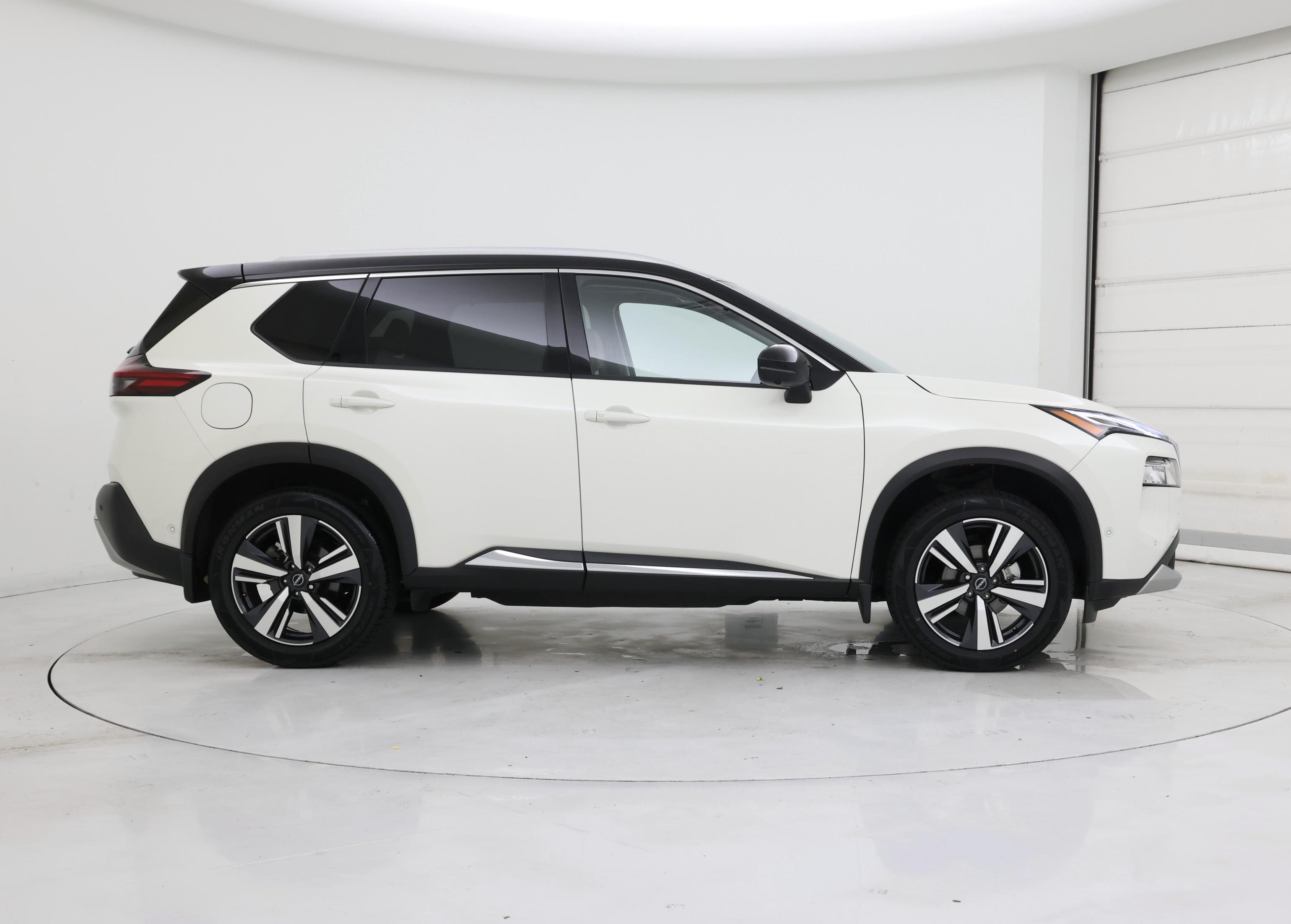 Thumbnail: 2022 Nissan Rogue - 7
