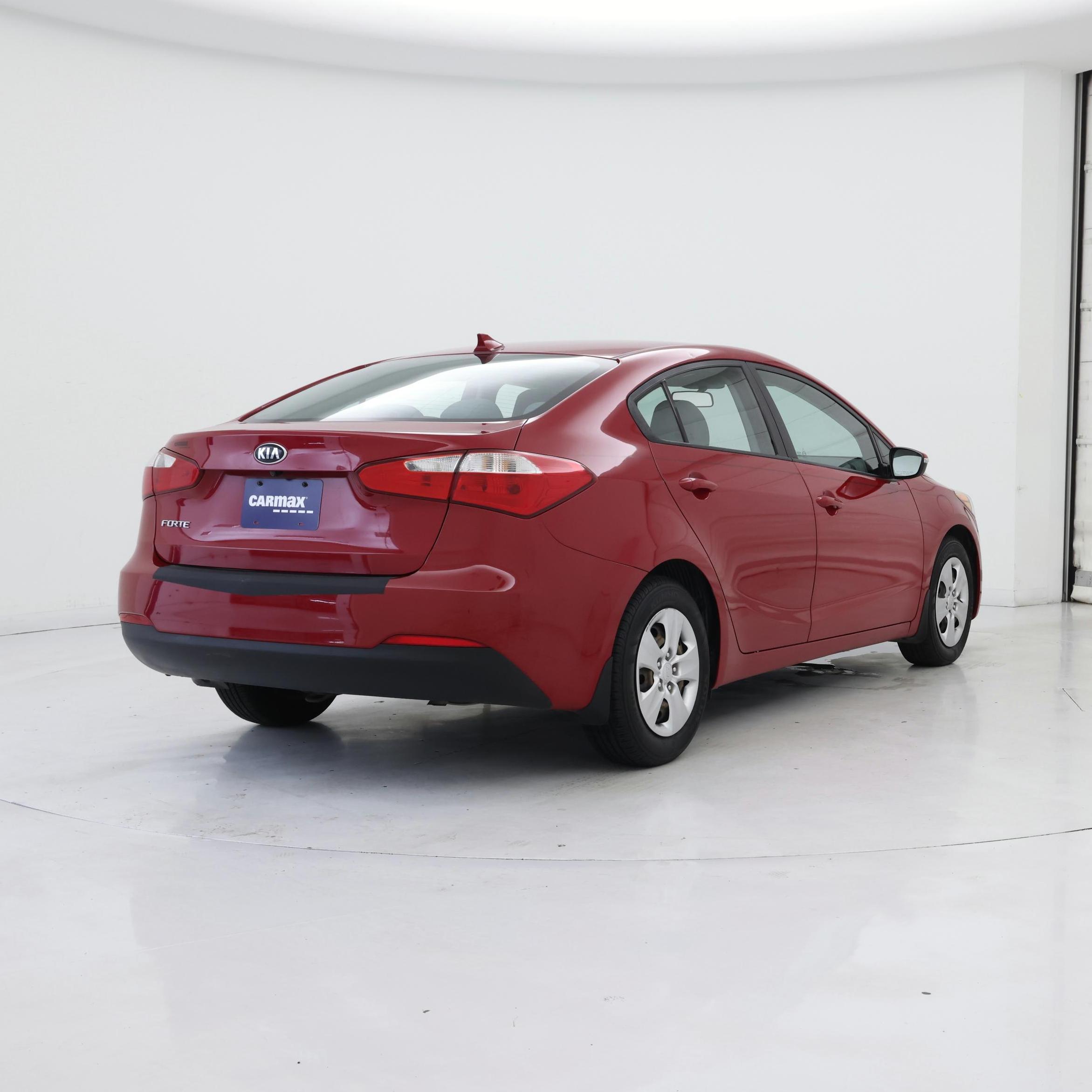 Thumbnail: 2016 Kia Forte - 8