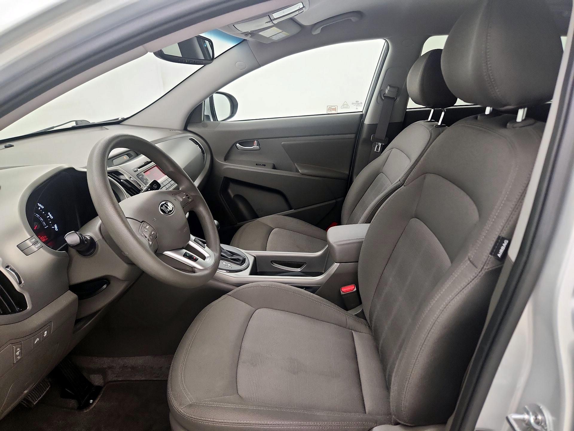 Thumbnail: 2013 Kia Sportage - 11