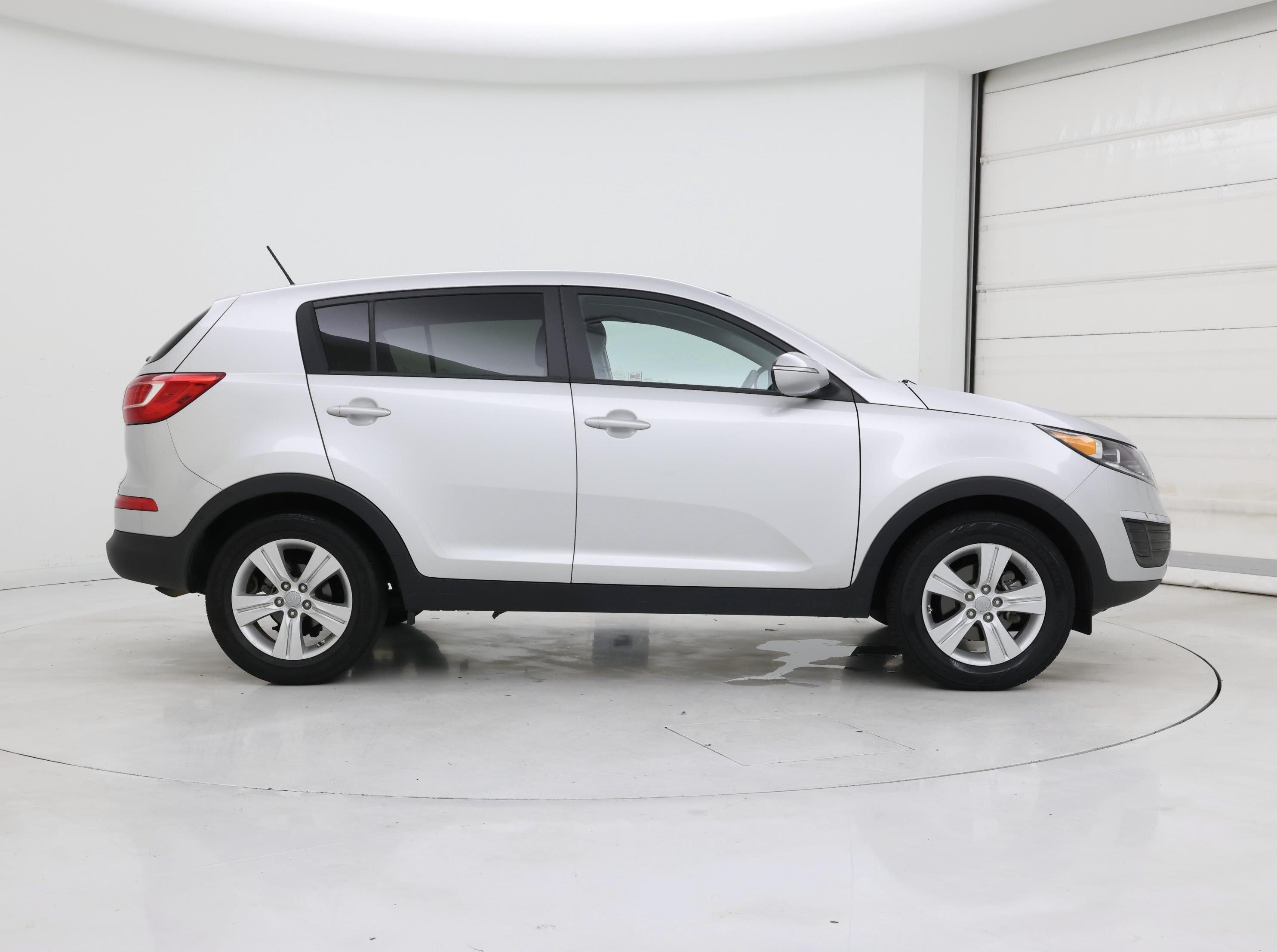 Thumbnail: 2013 Kia Sportage - 7