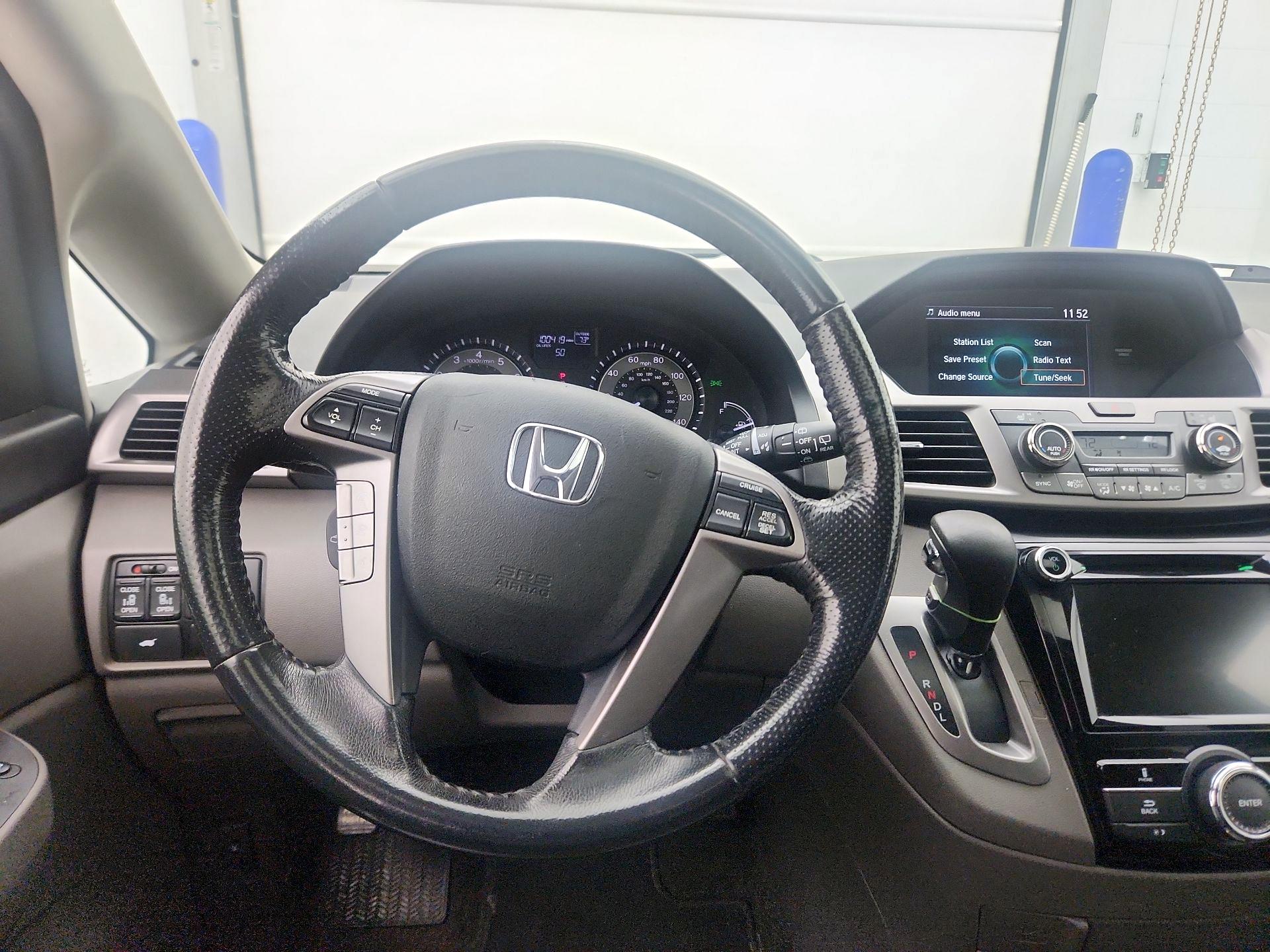 Thumbnail: 2017 Honda Odyssey - 10