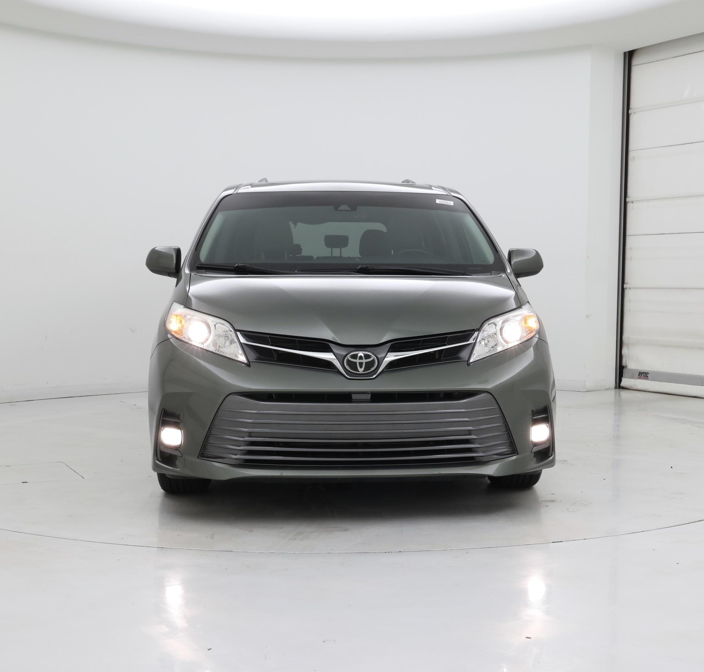 Thumbnail: 2020 Toyota Sienna - 5