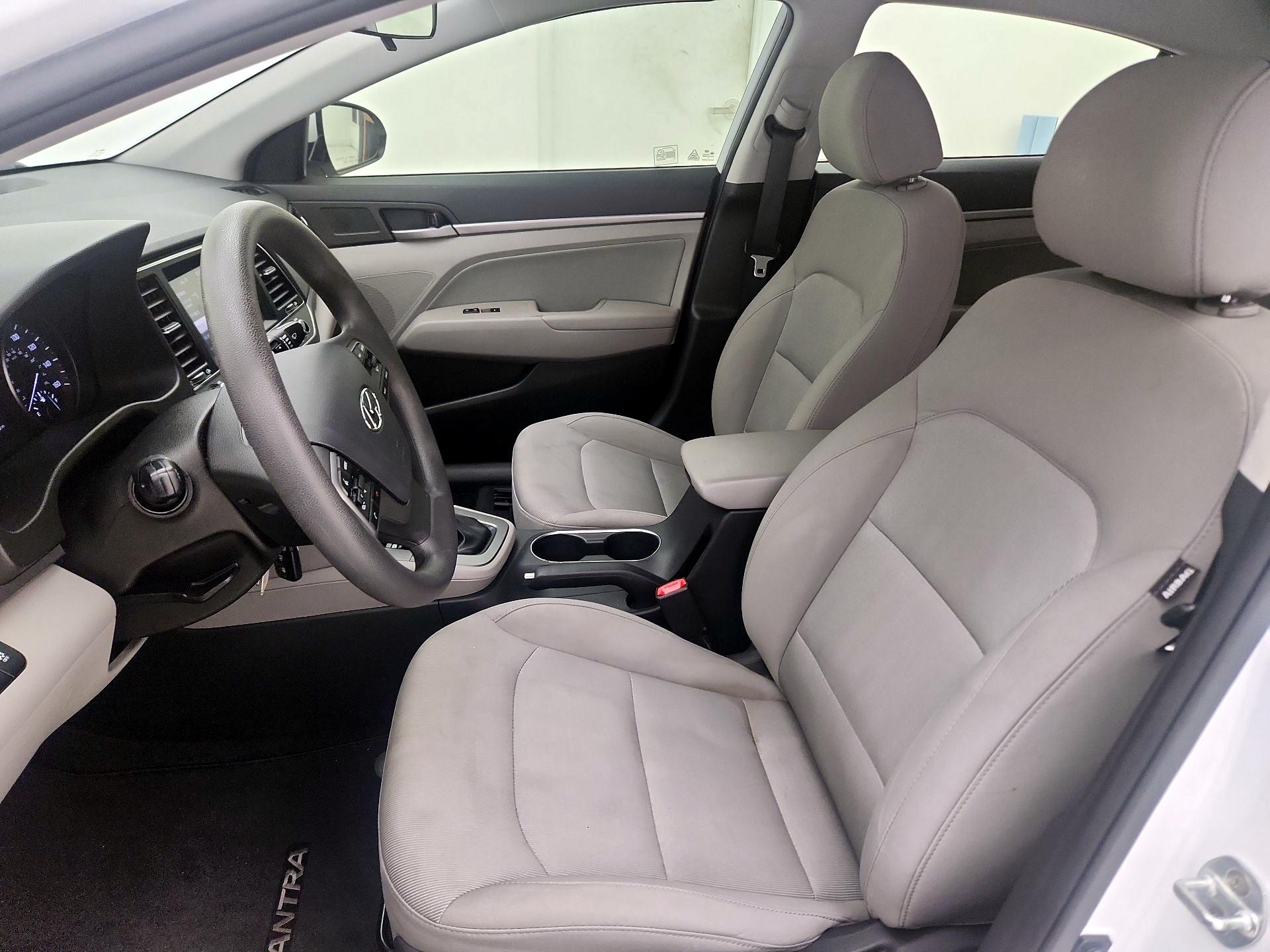 Thumbnail: 2017 Hyundai Elantra - 11