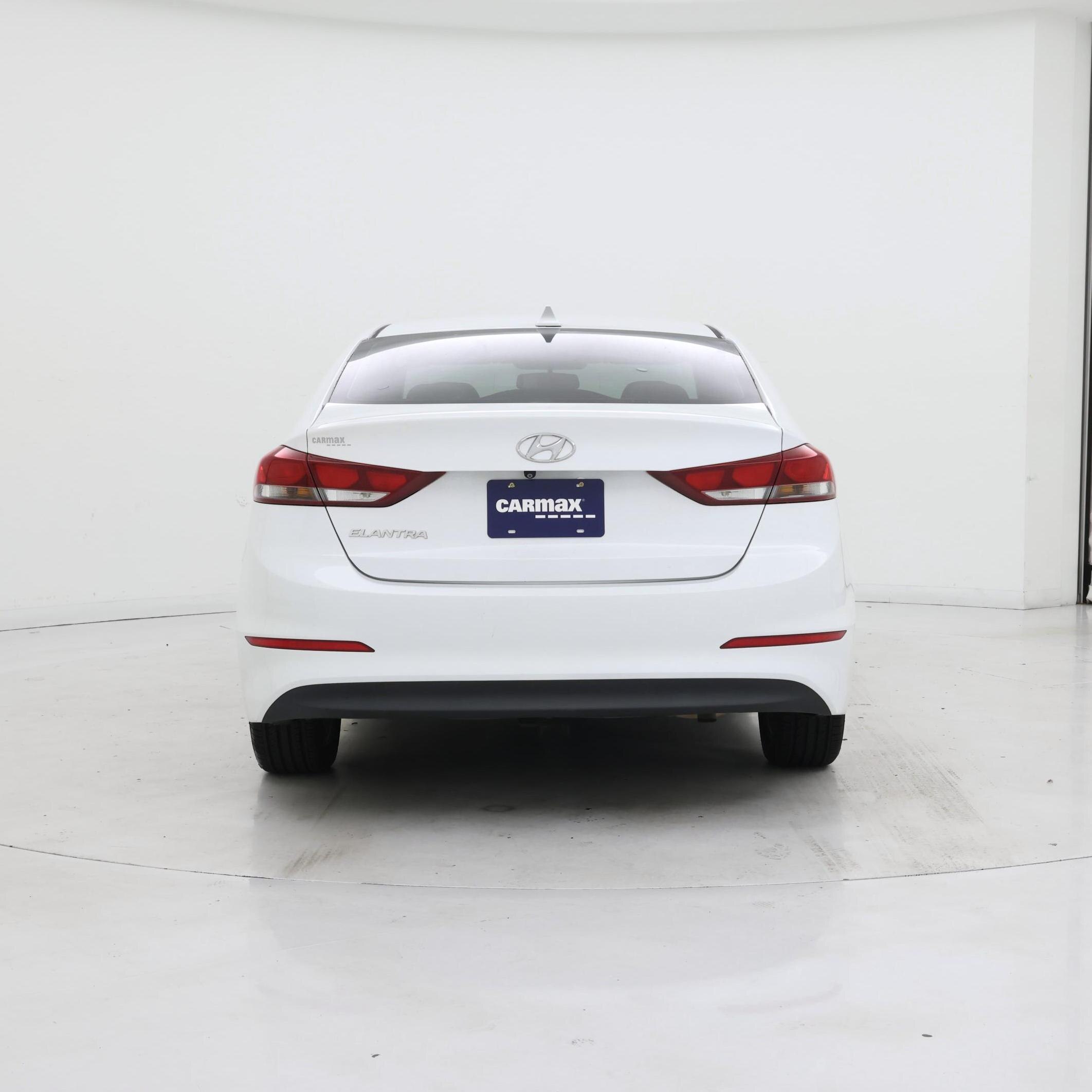 Thumbnail: 2017 Hyundai Elantra - 6