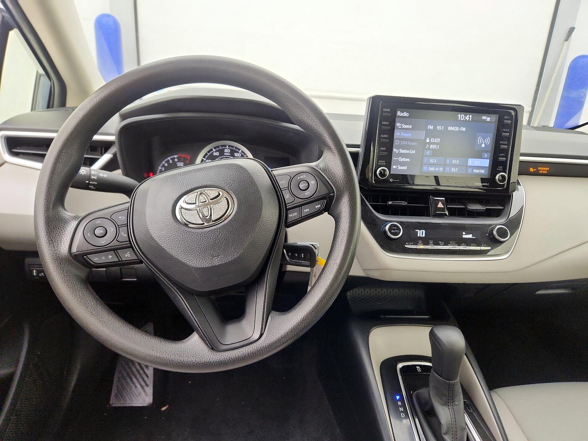 Thumbnail: 2022 Toyota Corolla - 10