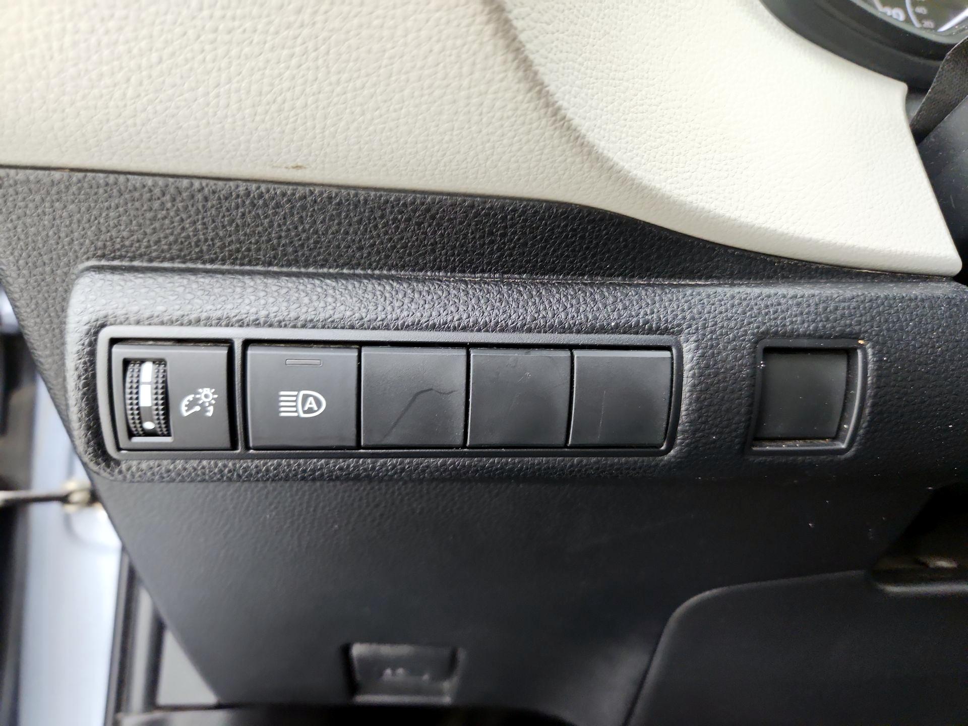 Thumbnail: 2022 Toyota Corolla - 13