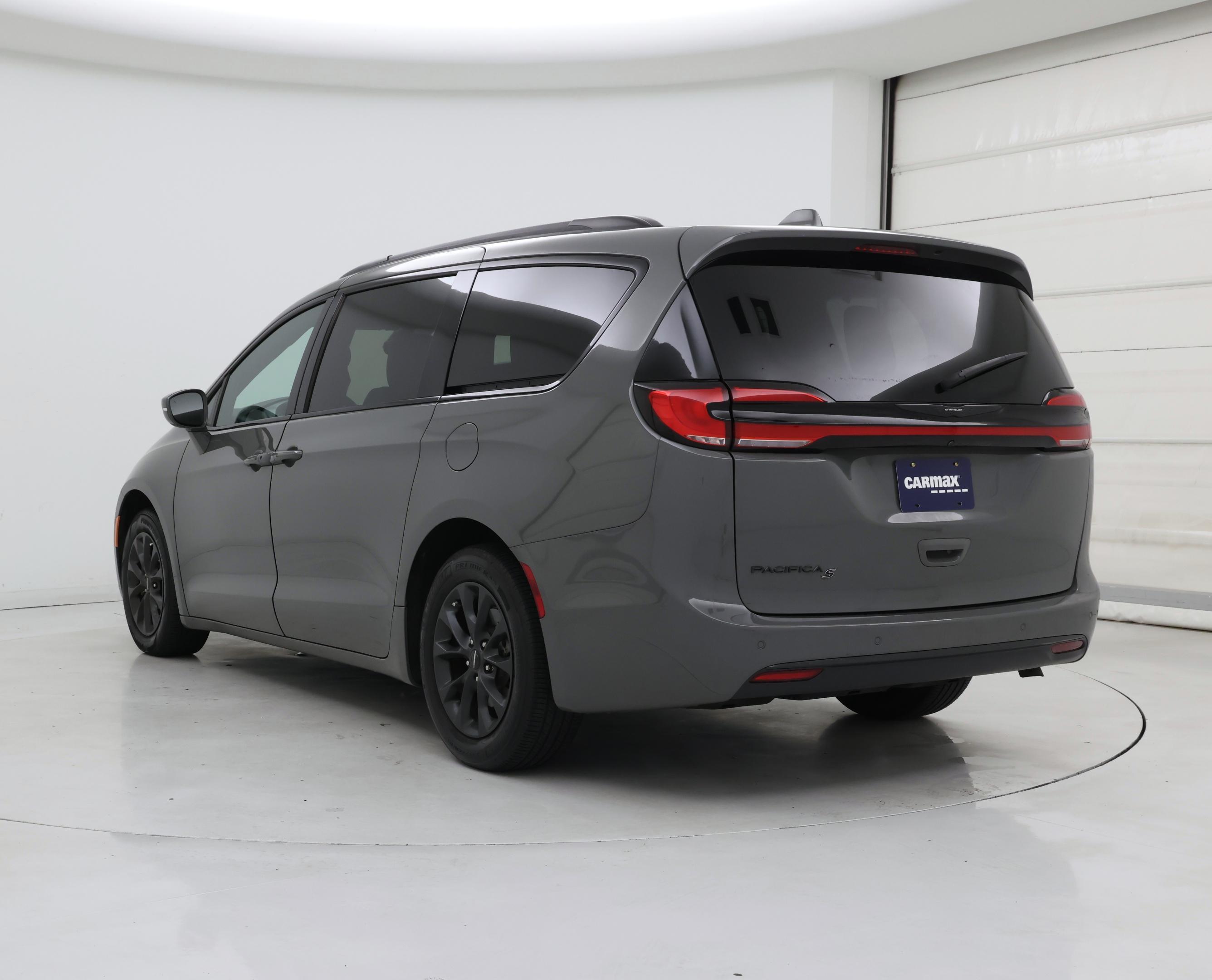 Thumbnail: 2021 Chrysler Pacifica - 2