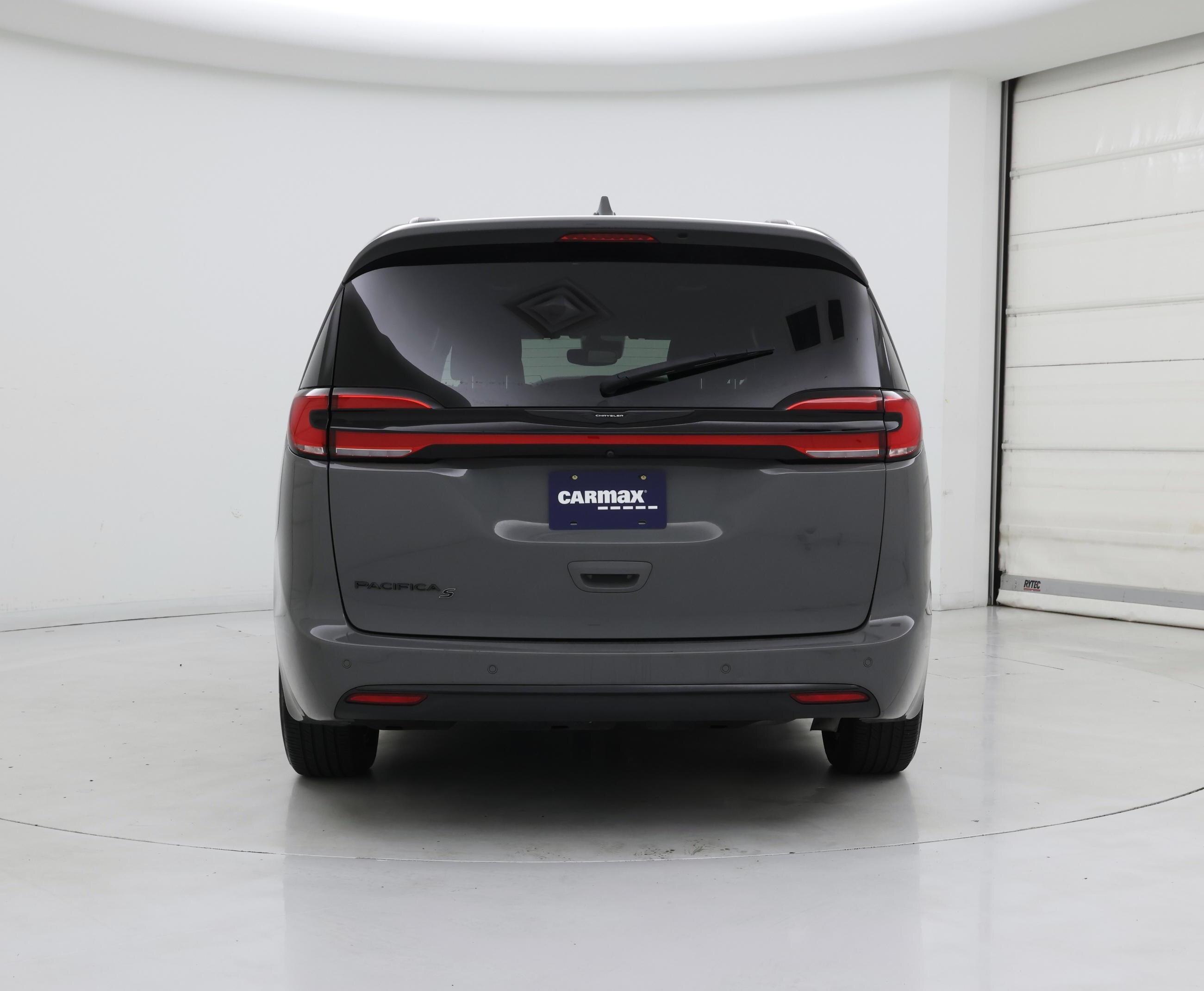Thumbnail: 2021 Chrysler Pacifica - 6