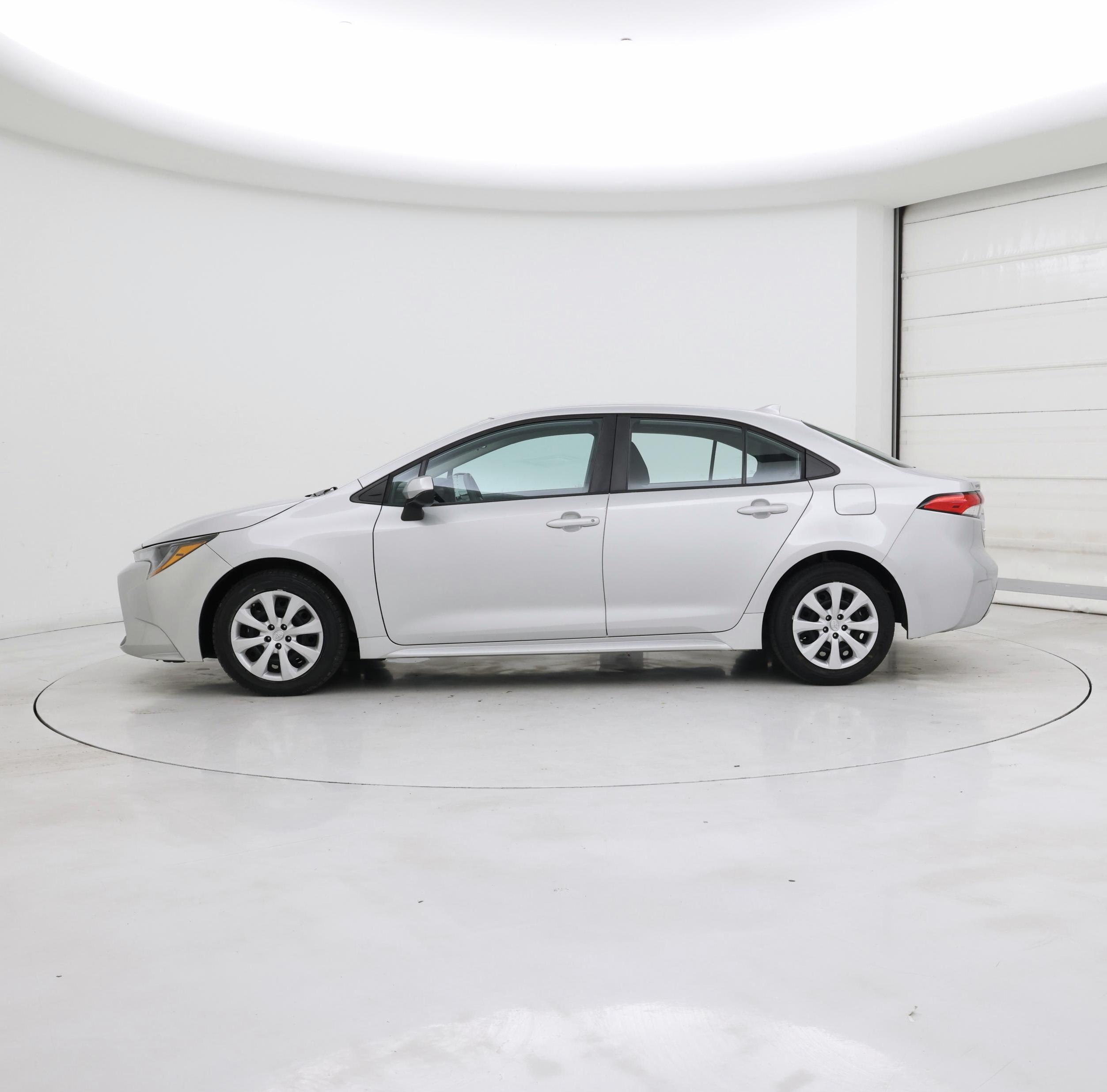 Thumbnail: 2022 Toyota Corolla - 3