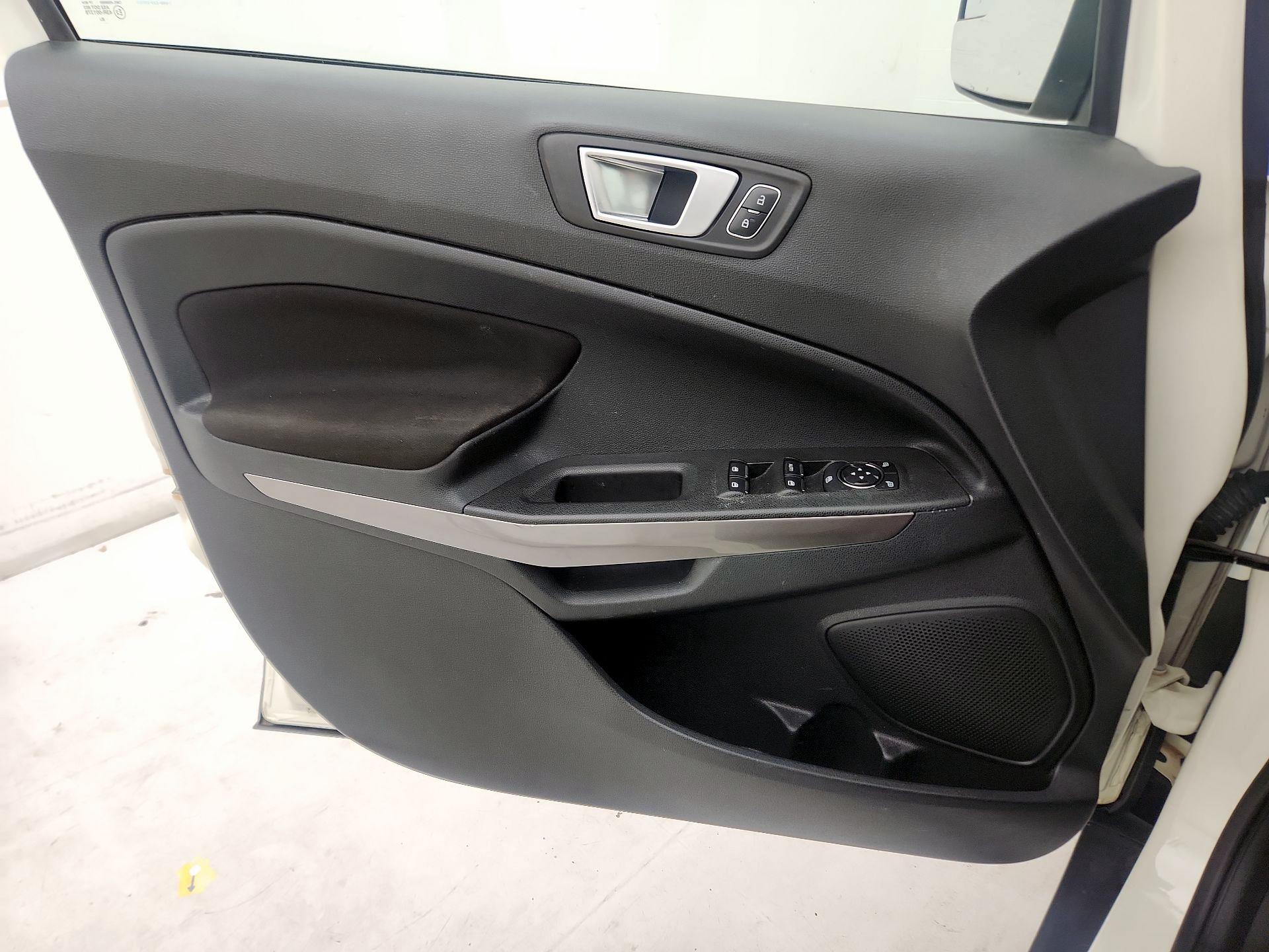 Thumbnail: 2019 Ford EcoSport - 12