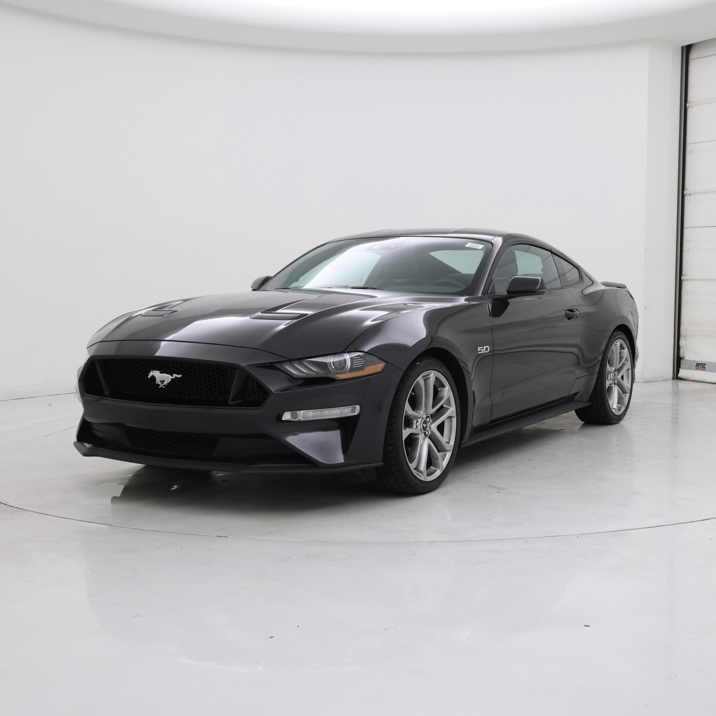 Thumbnail: 2022 Ford Mustang - 4