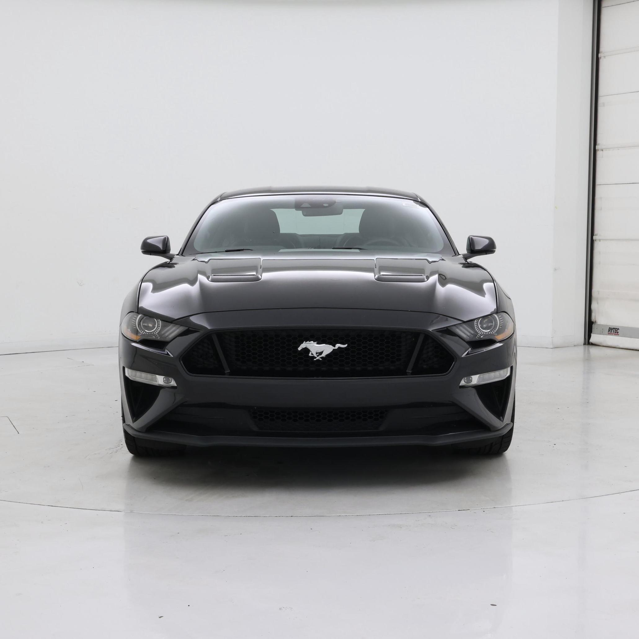 Thumbnail: 2022 Ford Mustang - 5