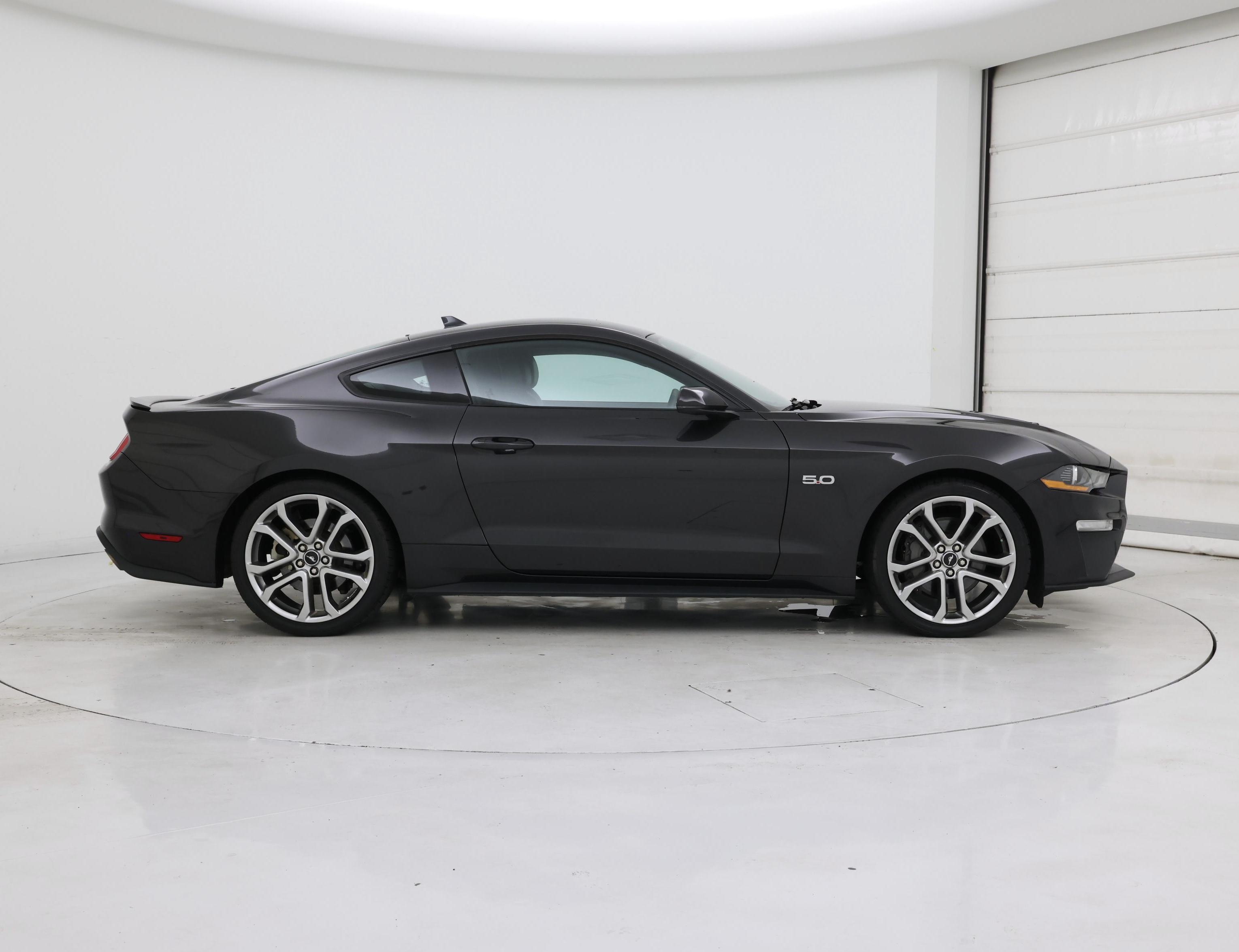 Thumbnail: 2022 Ford Mustang - 7