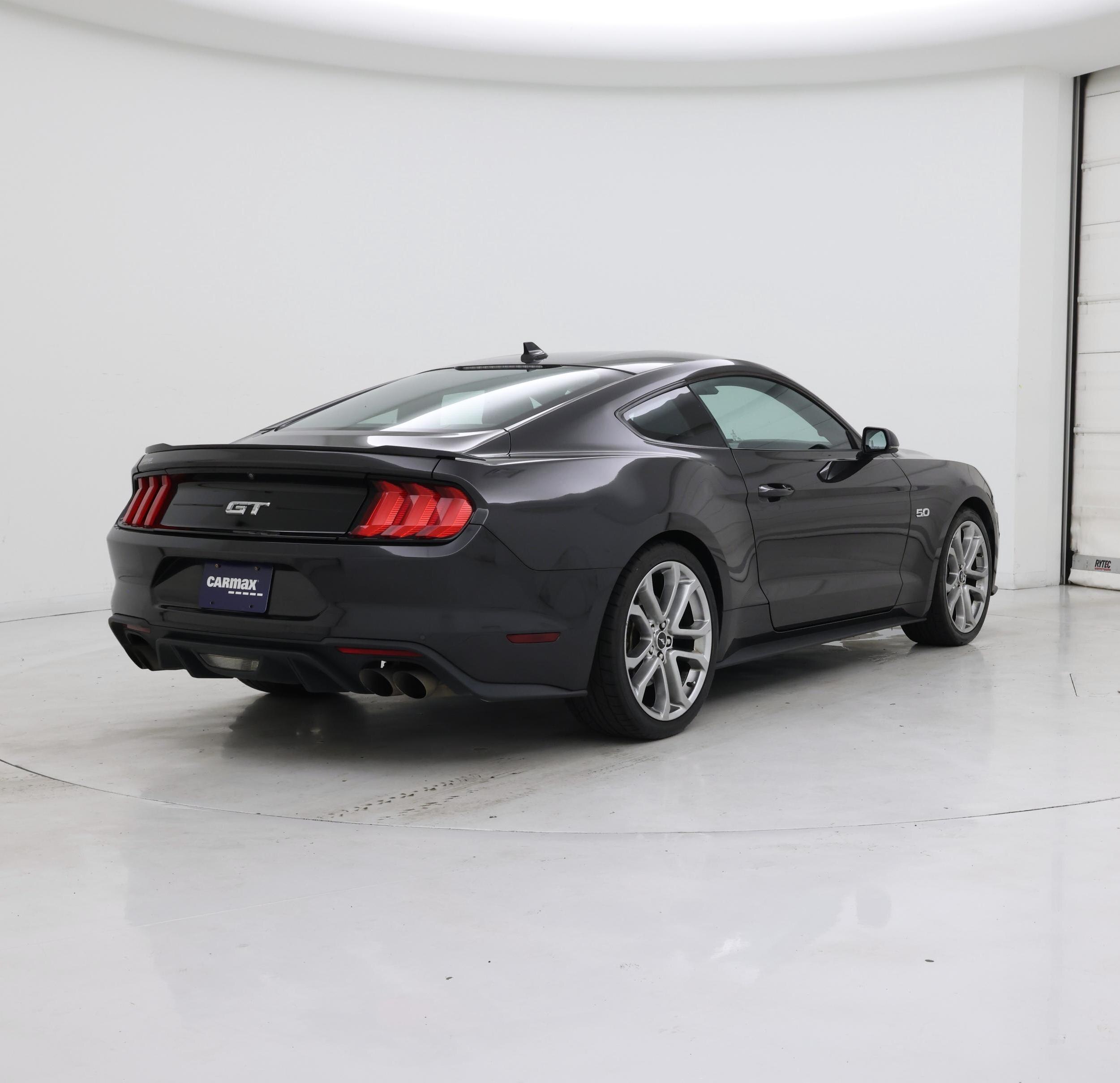 Thumbnail: 2022 Ford Mustang - 8